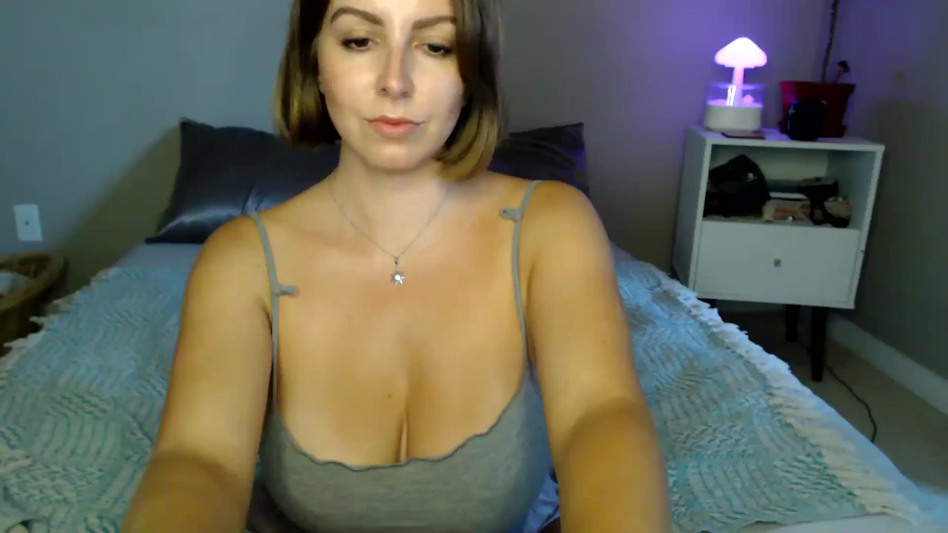 Gallery image thumbnail from MyaDelaney's myfreecams stream on, 08/18/2024, 02:11 image 17 of 20