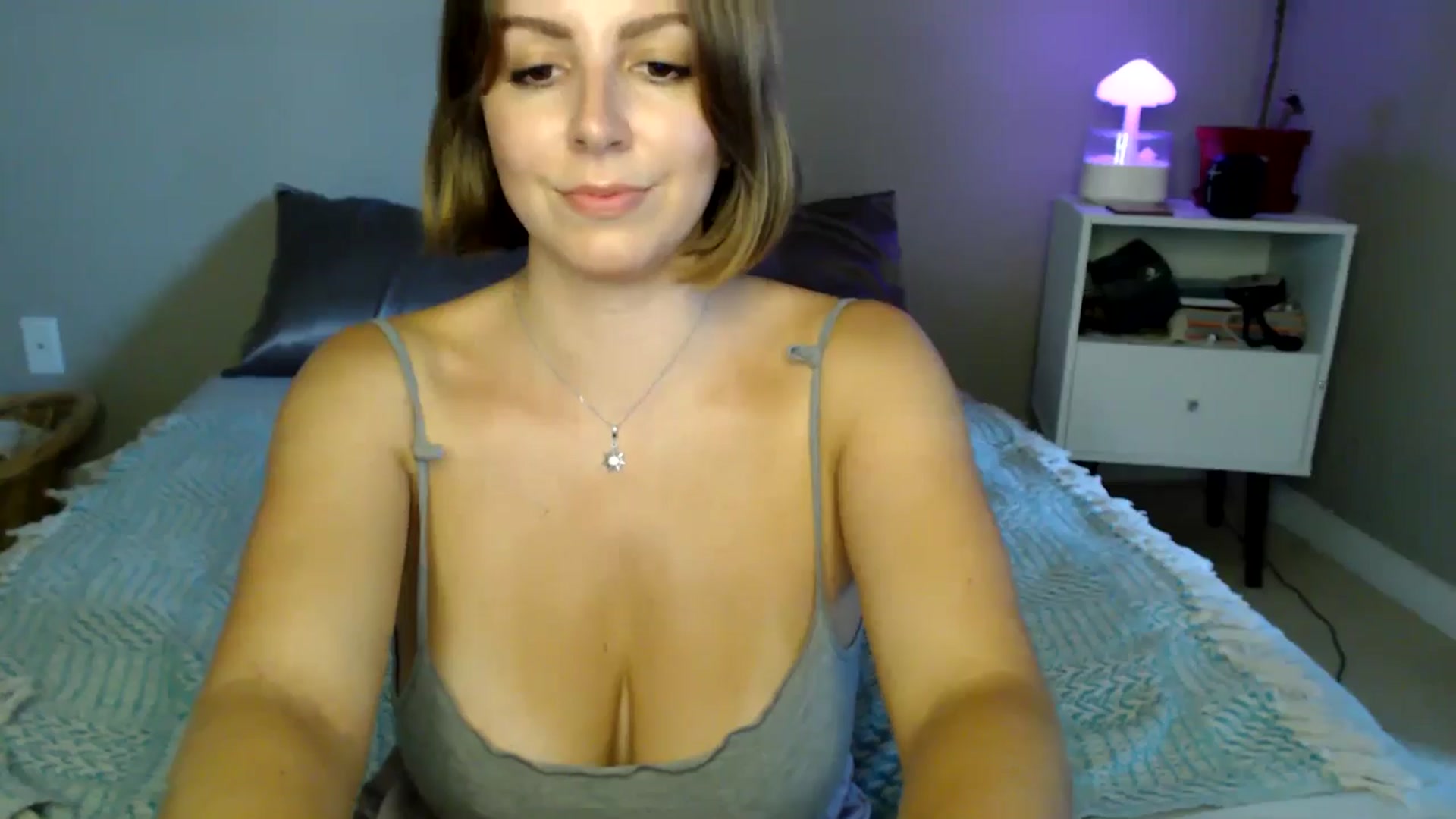 Gallery image thumbnail from MyaDelaney's myfreecams stream on, 08/18/2024, 02:11 image 3 of 20