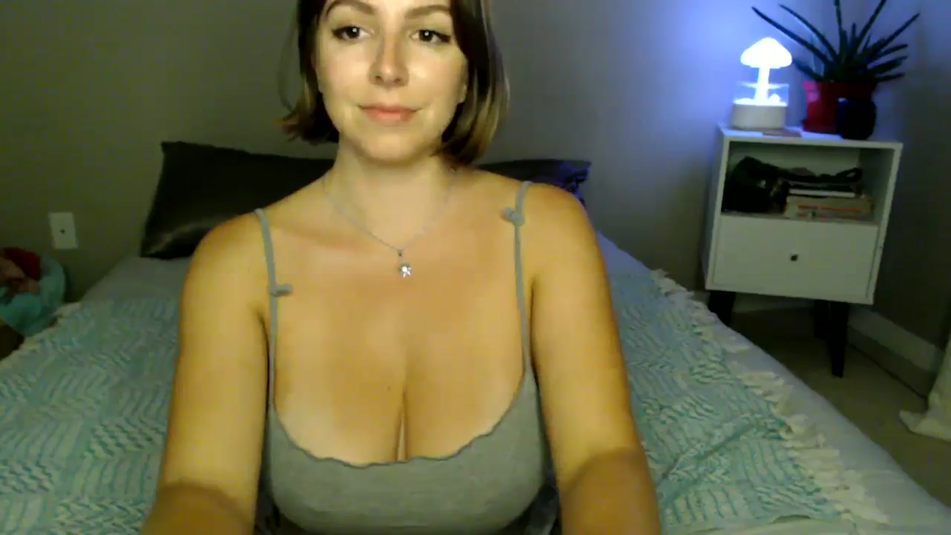 Gallery image thumbnail from MyaDelaney's myfreecams stream on, 08/21/2024, 06:03 image 3 of 20