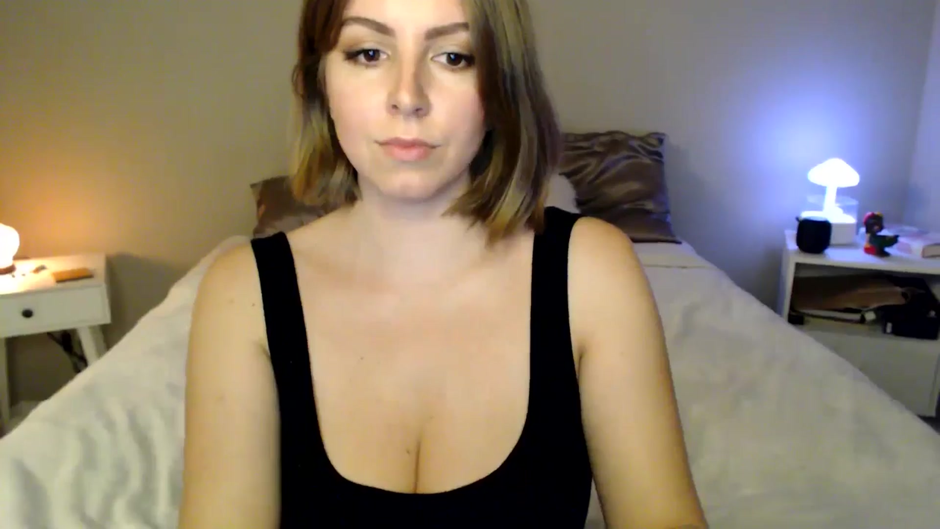 Gallery image thumbnail from MyaDelaney's myfreecams stream on, 10/28/2024, 04:40 image 16 of 20