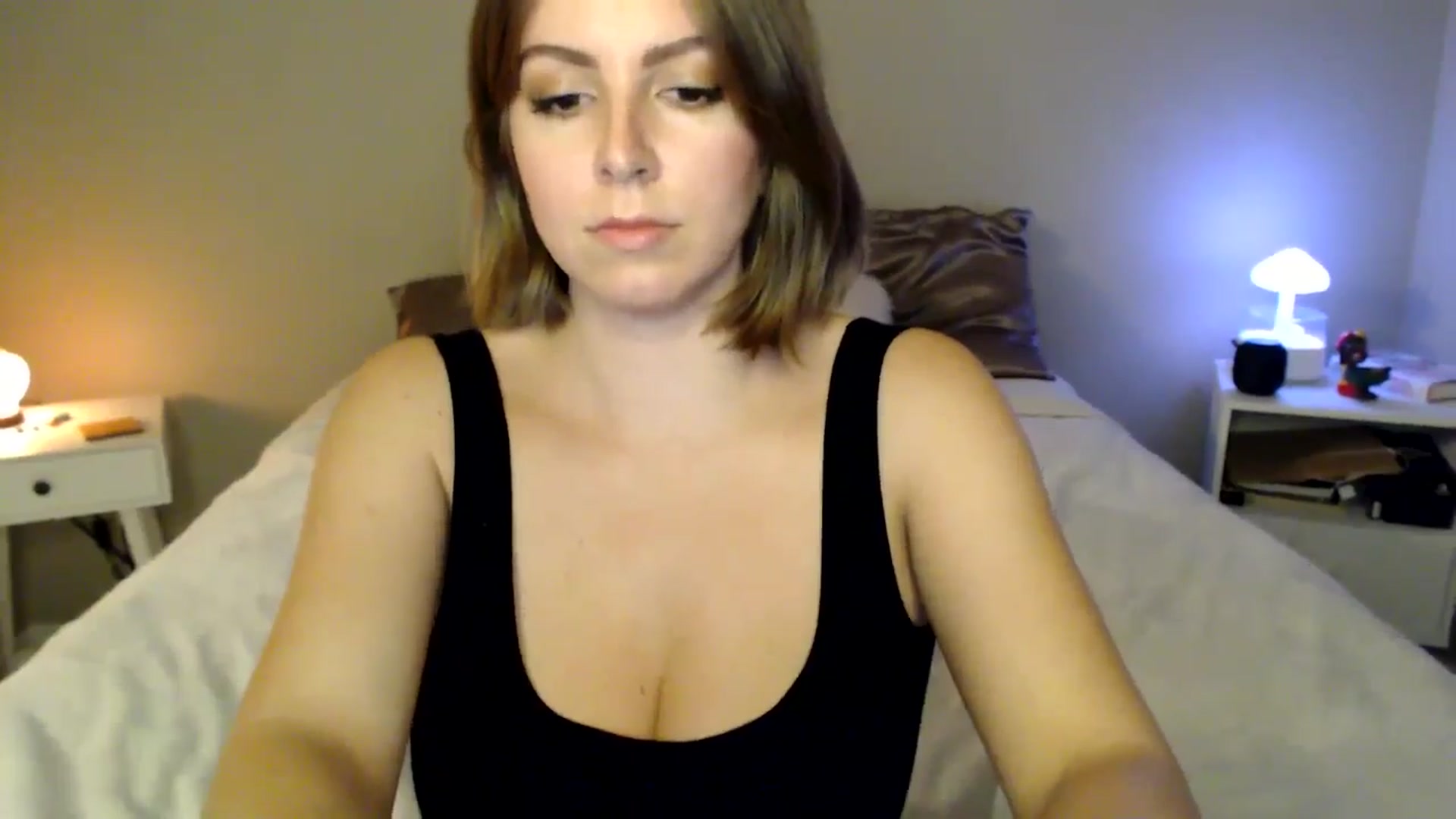 Gallery image thumbnail from MyaDelaney's myfreecams stream on, 10/28/2024, 04:40 image 17 of 20