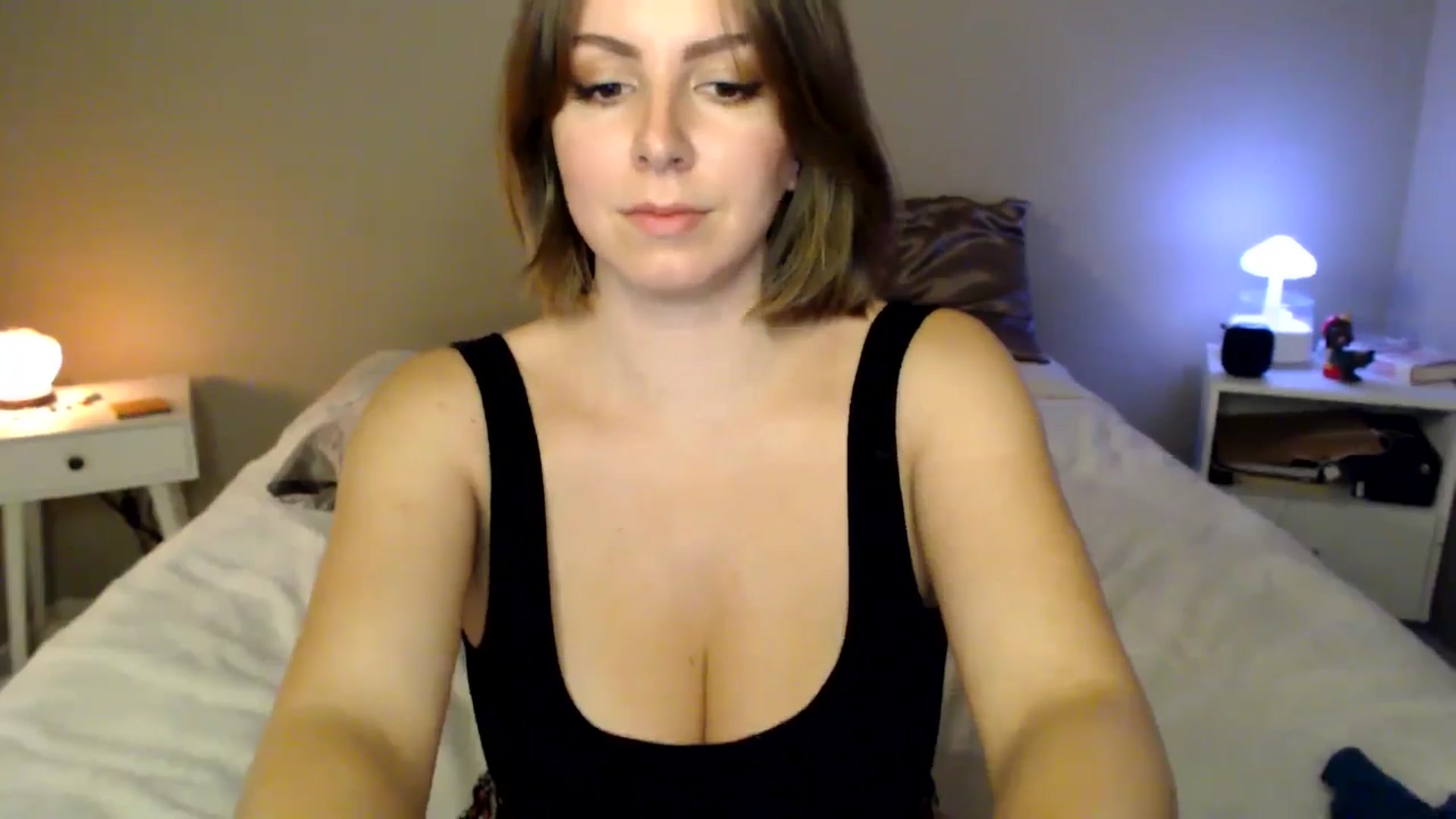 Gallery image thumbnail from MyaDelaney's myfreecams stream on, 10/28/2024, 06:26 image 7 of 20