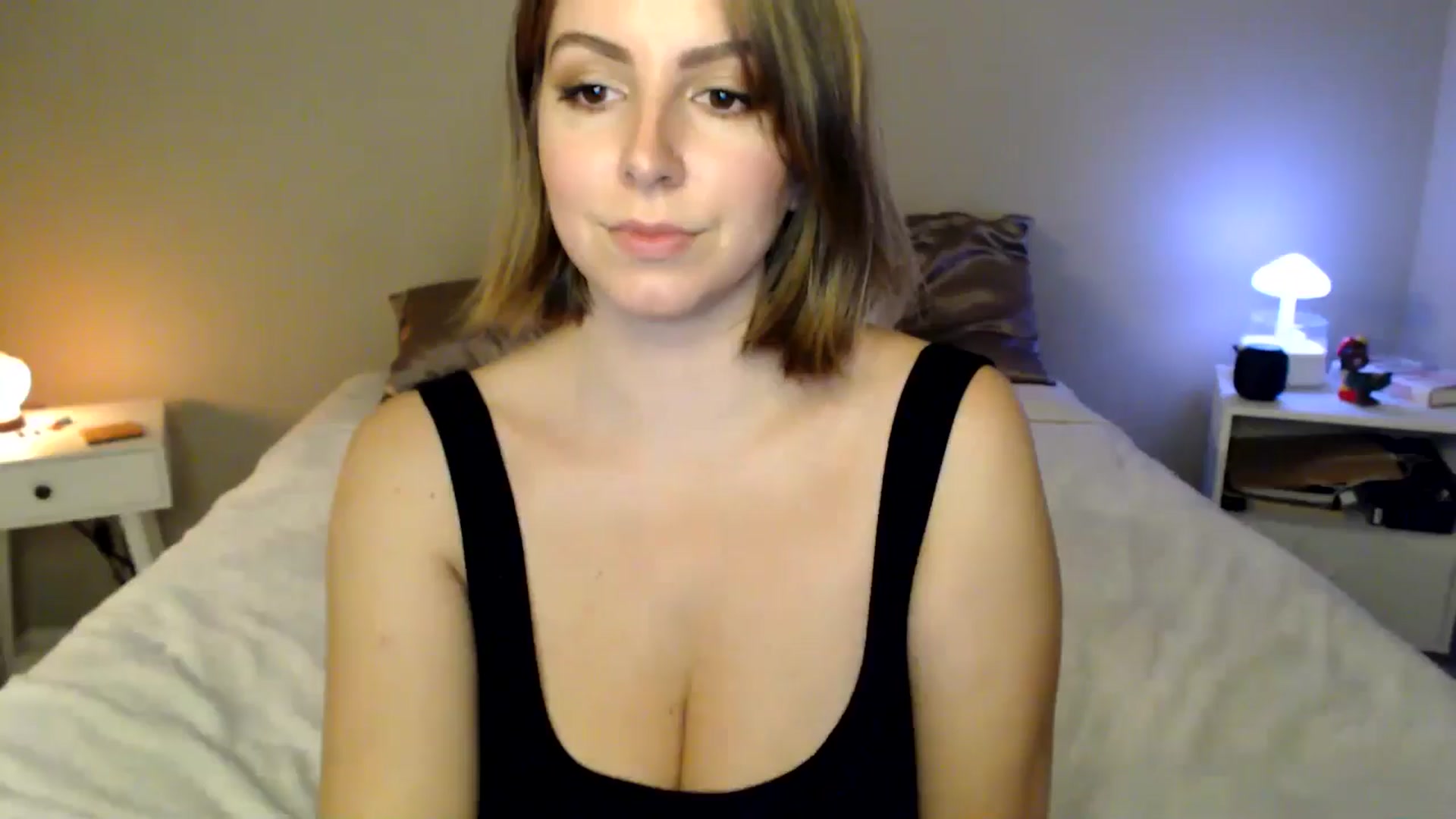 Gallery image thumbnail from MyaDelaney's myfreecams stream on, 10/28/2024, 06:26 image 1 of 20