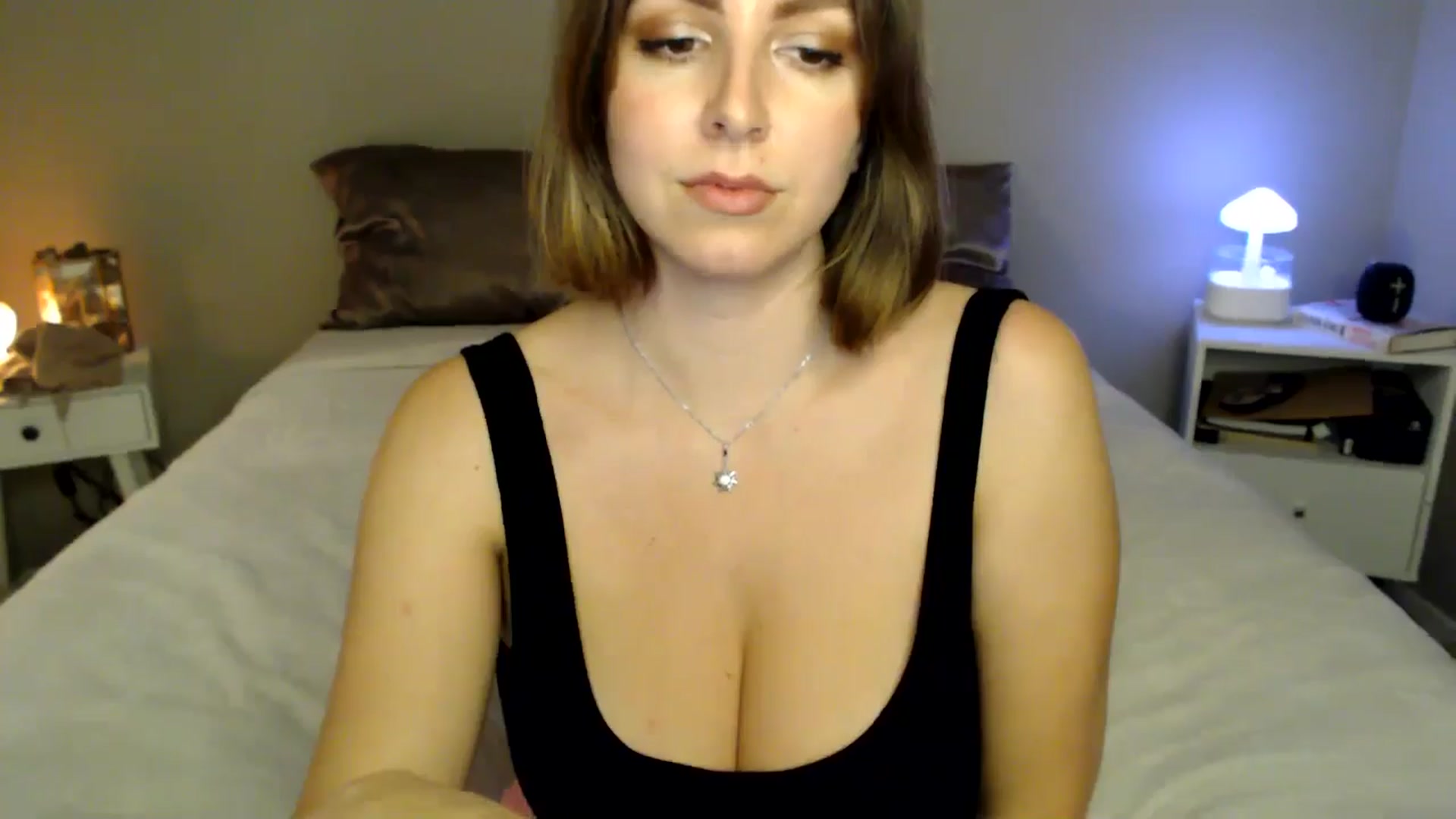 Gallery image thumbnail from MyaDelaney's myfreecams stream on, 11/08/2024, 05:13 image 9 of 20