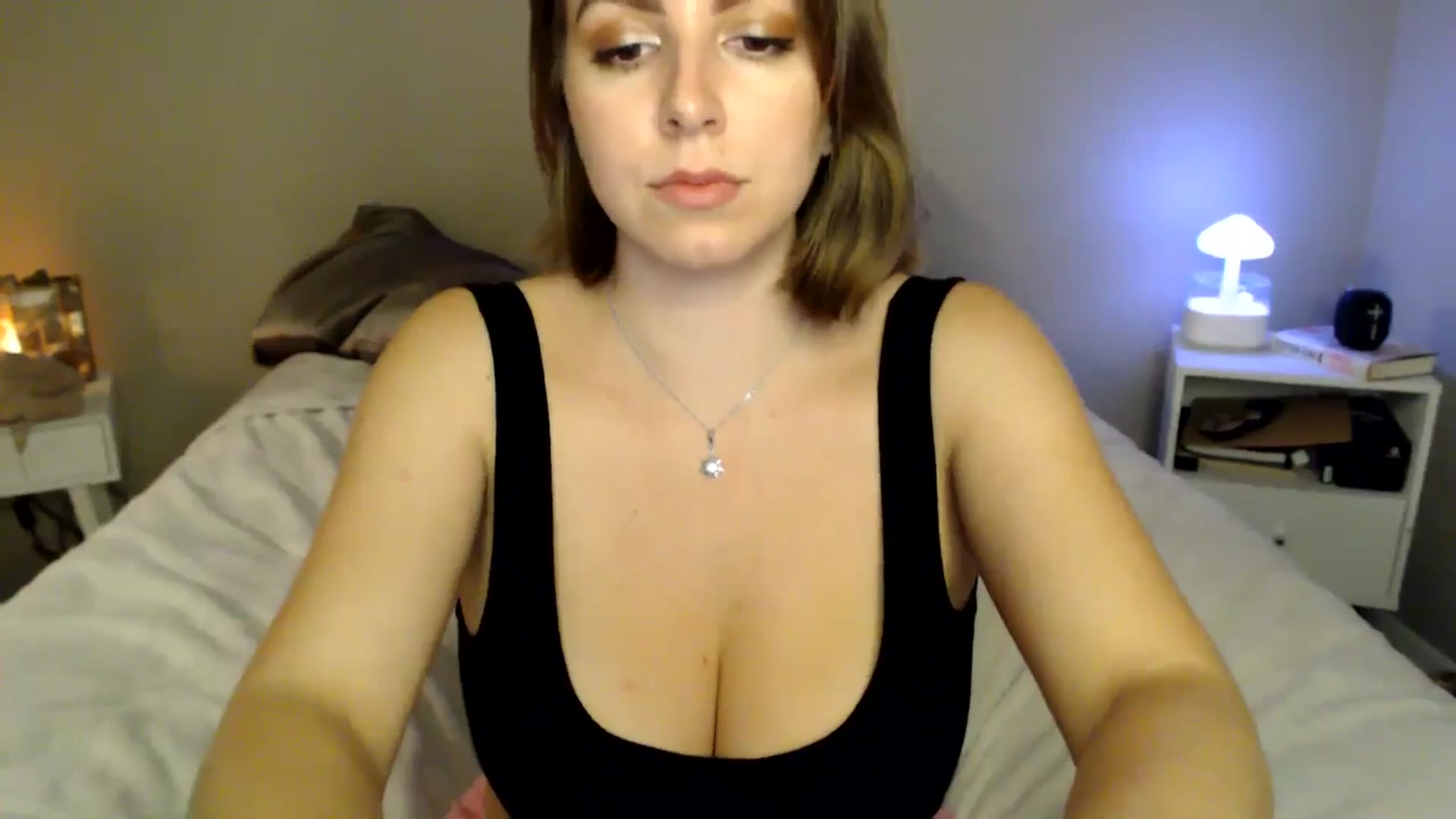 Gallery image thumbnail from MyaDelaney's myfreecams stream on, 11/08/2024, 07:41 image 19 of 20