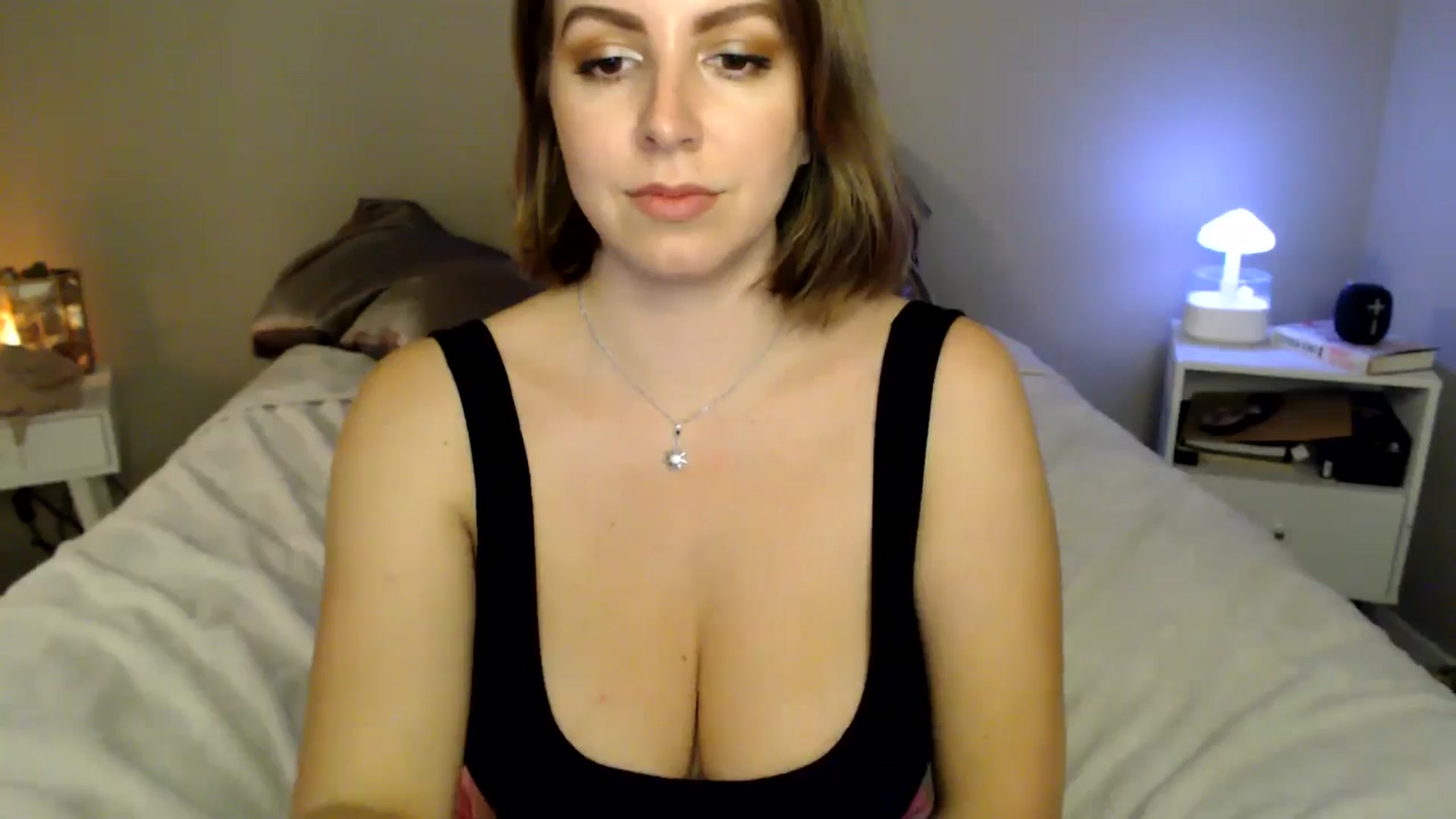 Gallery image thumbnail from MyaDelaney's myfreecams stream on, 11/08/2024, 07:41 image 14 of 20