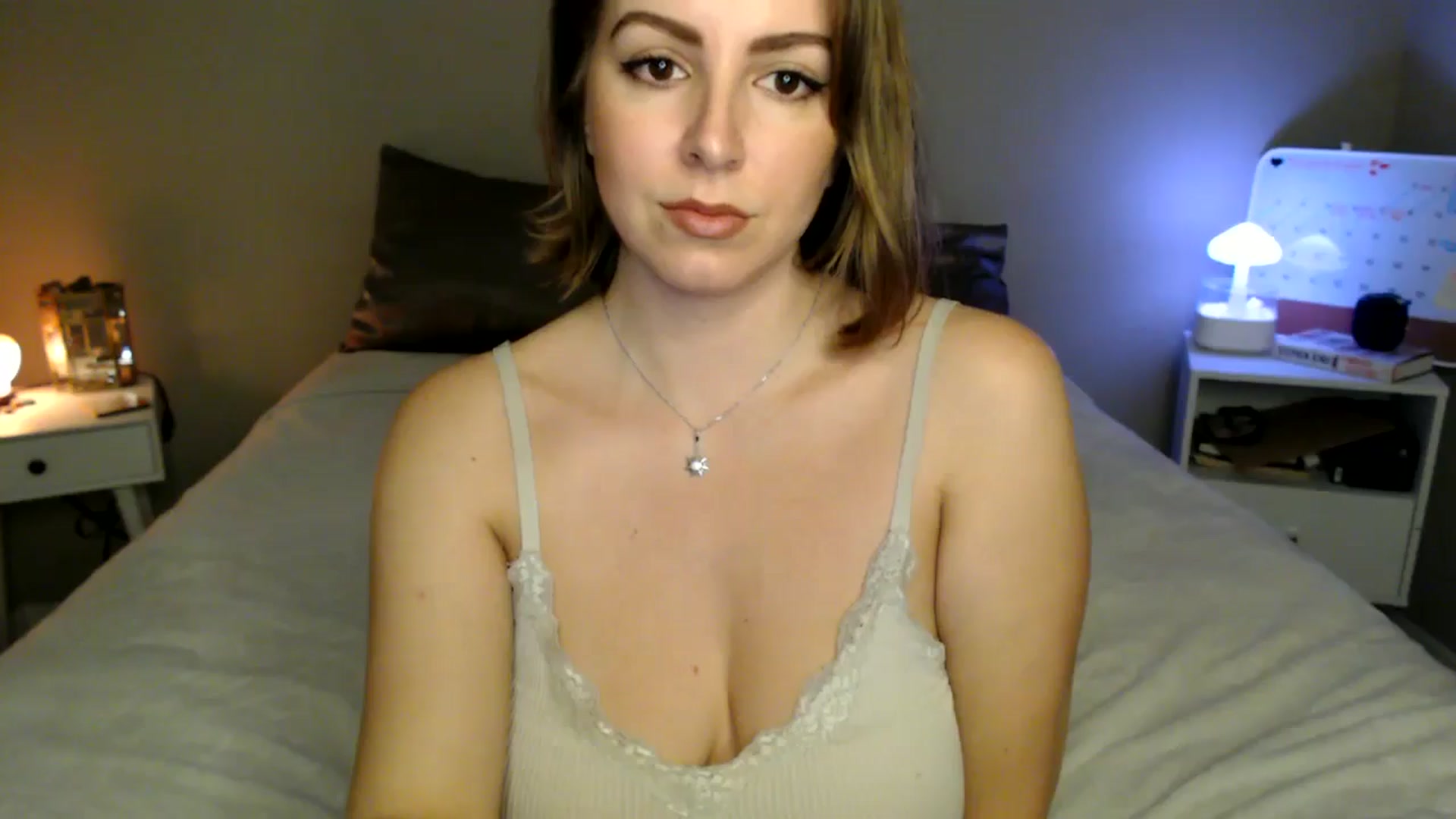 Gallery image thumbnail from MyaDelaney's myfreecams stream on, 11/13/2024, 05:32 image 6 of 20