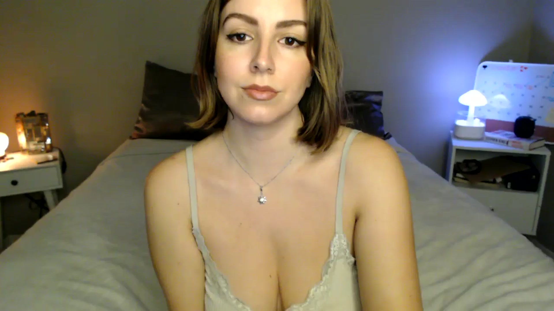 Gallery image thumbnail from MyaDelaney's myfreecams stream on, 11/13/2024, 05:32 image 11 of 20