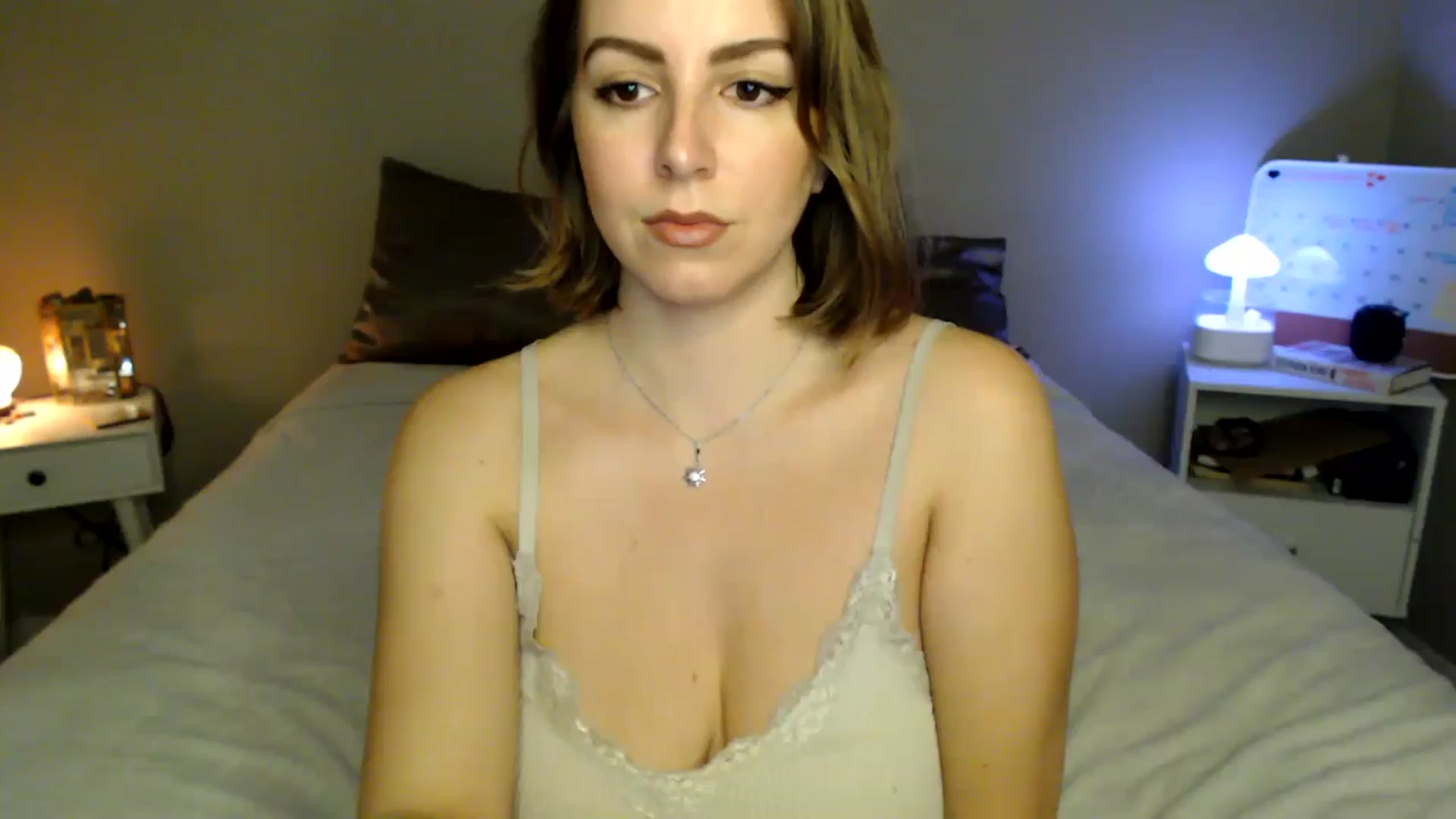 Gallery image thumbnail from MyaDelaney's myfreecams stream on, 11/13/2024, 05:32 image 18 of 20