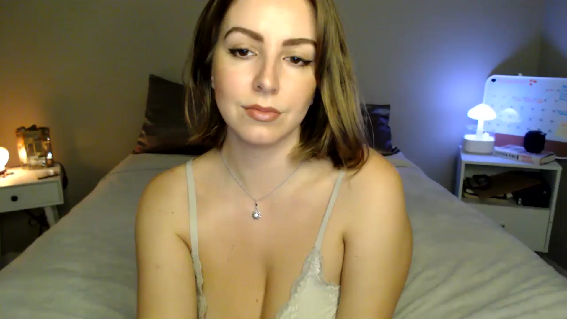 Gallery image thumbnail from MyaDelaney's myfreecams stream on, 11/13/2024, 05:32 image 1 of 20