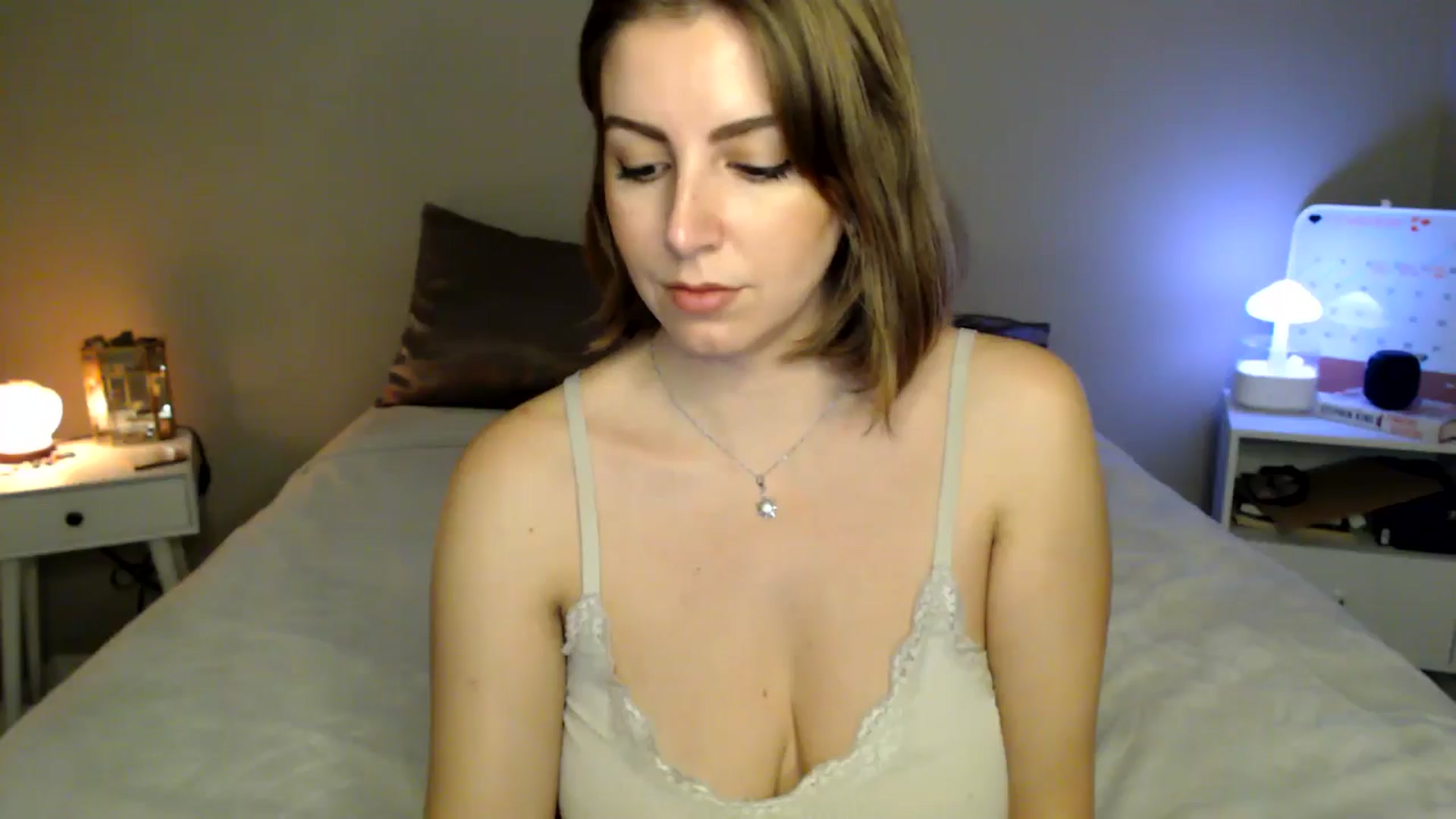 Gallery image thumbnail from MyaDelaney's myfreecams stream on, 11/13/2024, 06:46 image 1 of 20