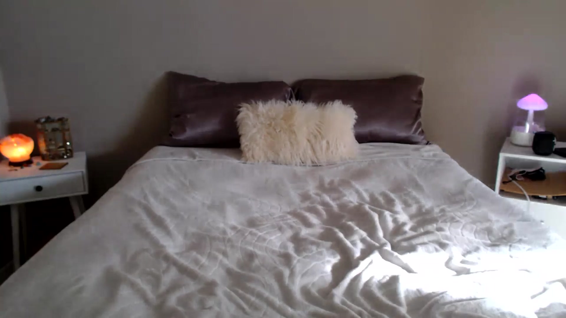 Gallery image thumbnail from MyaDelaney's myfreecams stream on, 11/23/2024, 22:00 image 15 of 20