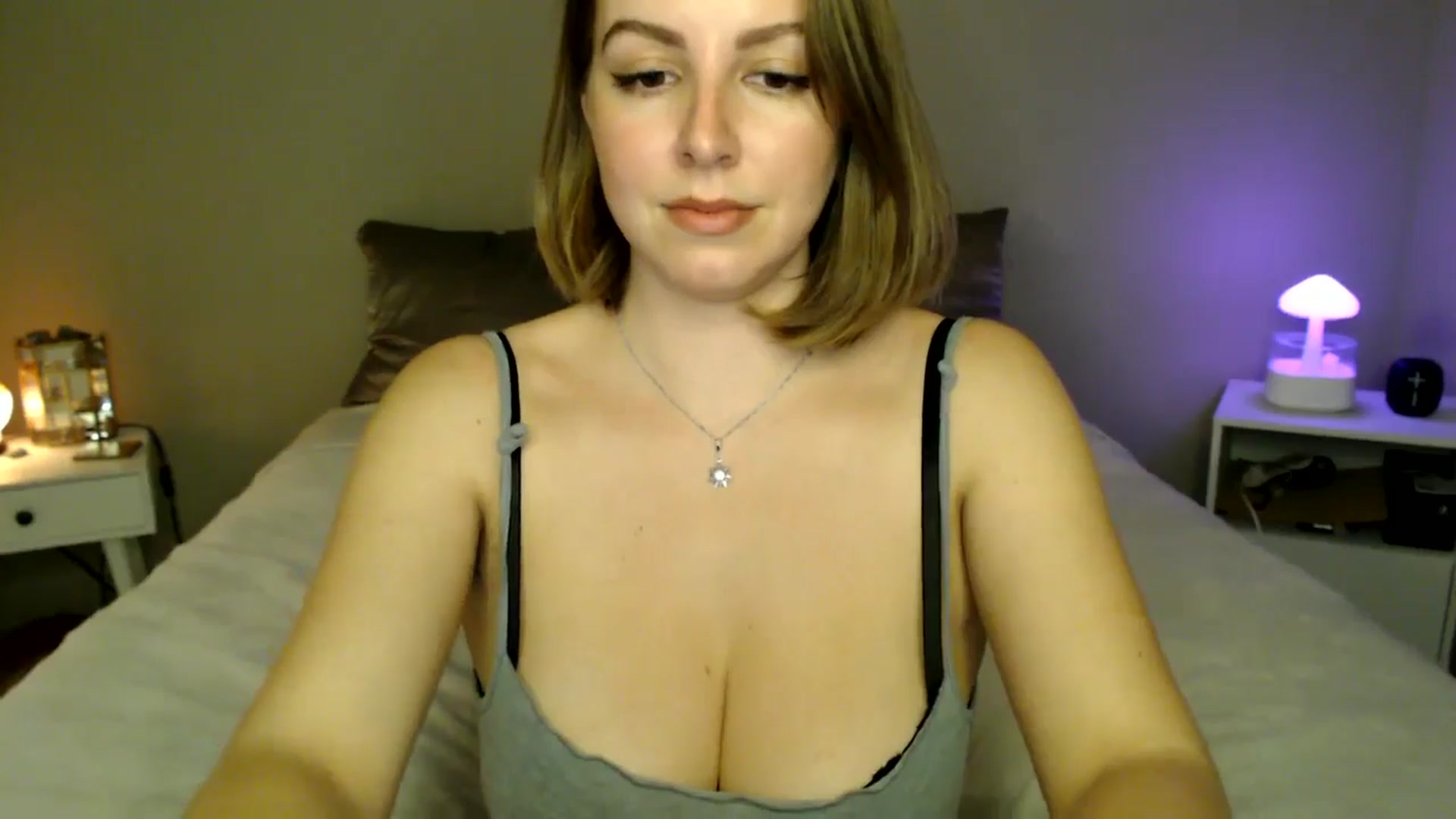 Gallery image thumbnail from MyaDelaney's myfreecams stream on, 12/02/2024, 05:51 image 16 of 20