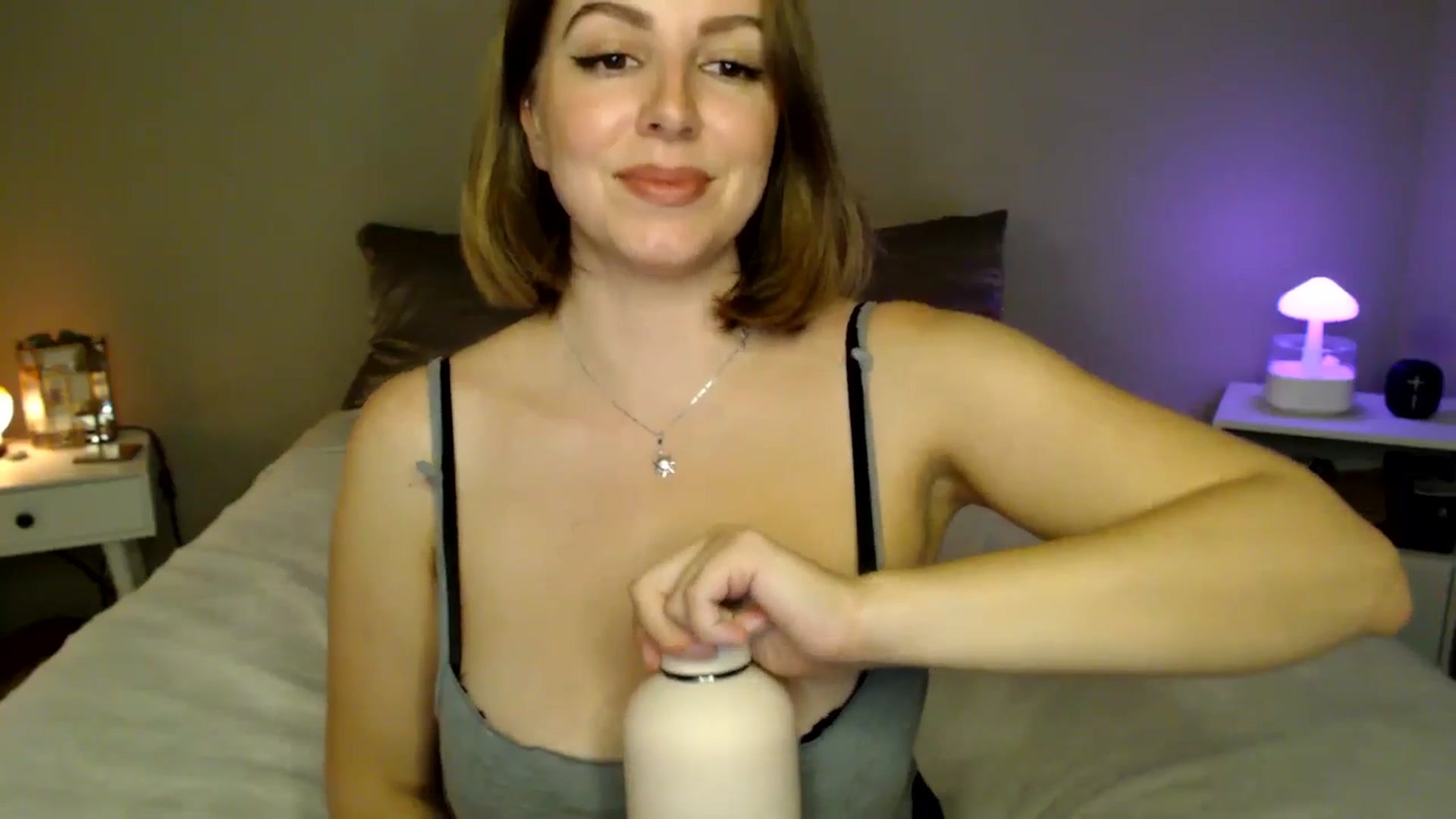 Gallery image thumbnail from MyaDelaney's myfreecams stream on, 12/02/2024, 05:51 image 5 of 20