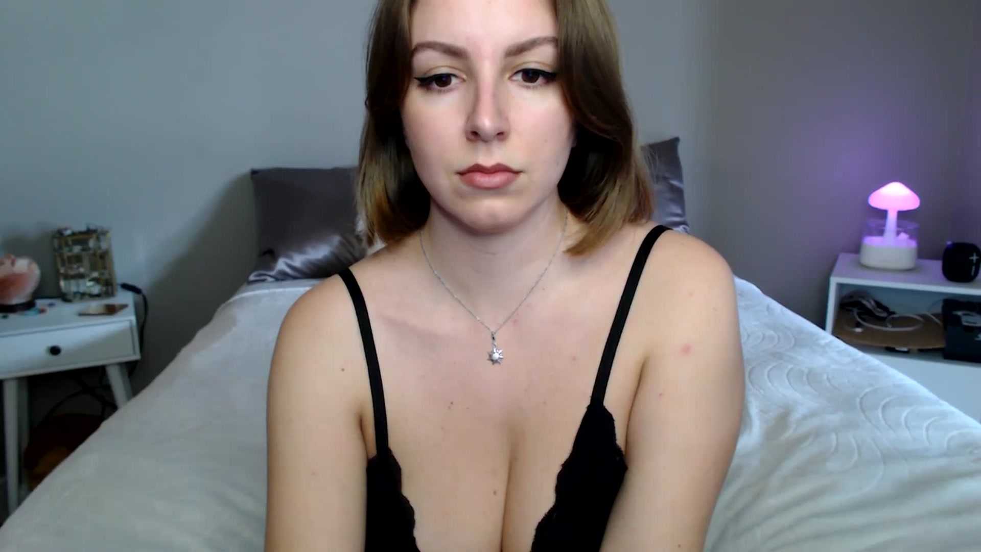 Gallery image thumbnail from MyaDelaney's myfreecams stream on, 12/18/2024, 22:02 image 3 of 20