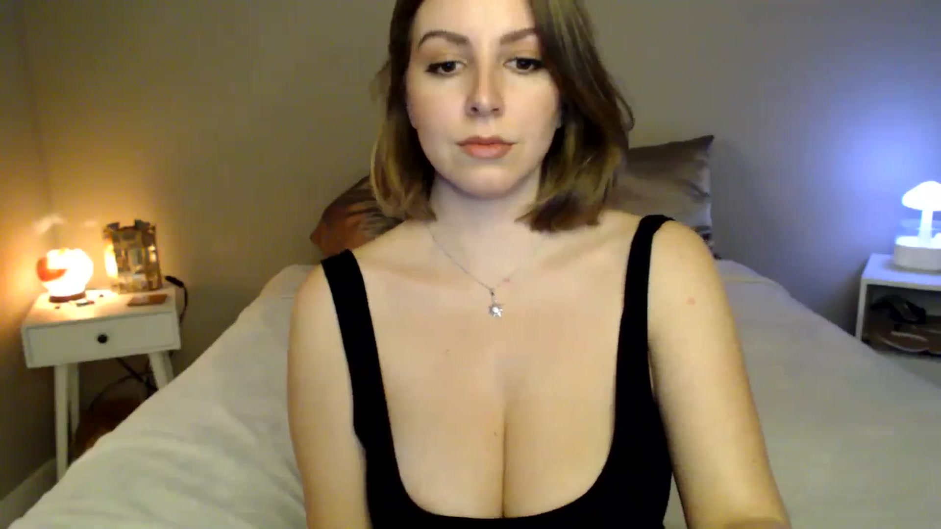 Gallery image thumbnail from MyaDelaney's myfreecams stream on, 12/20/2024, 04:22 image 15 of 20
