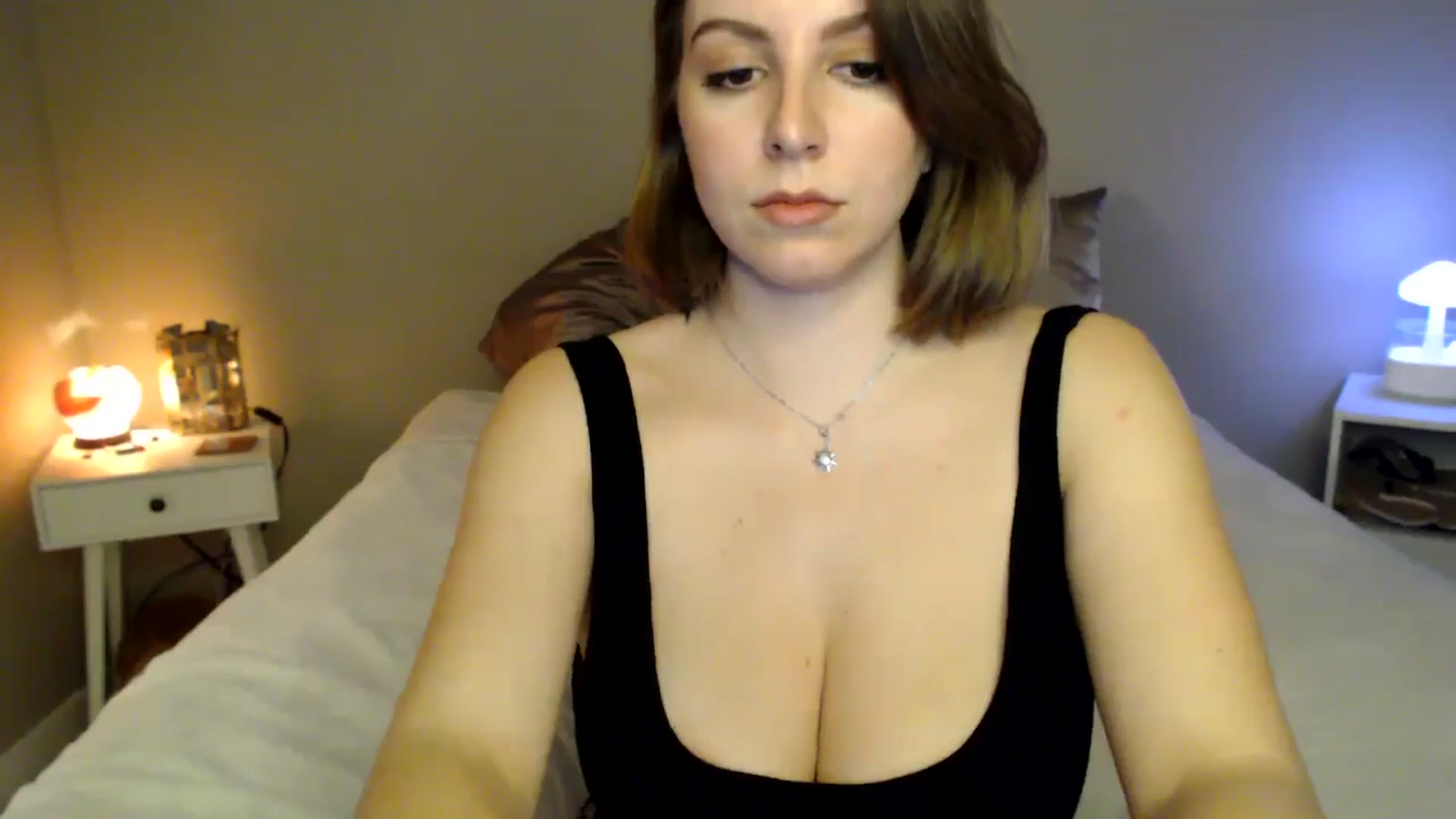 Gallery image thumbnail from MyaDelaney's myfreecams stream on, 12/20/2024, 04:22 image 17 of 20