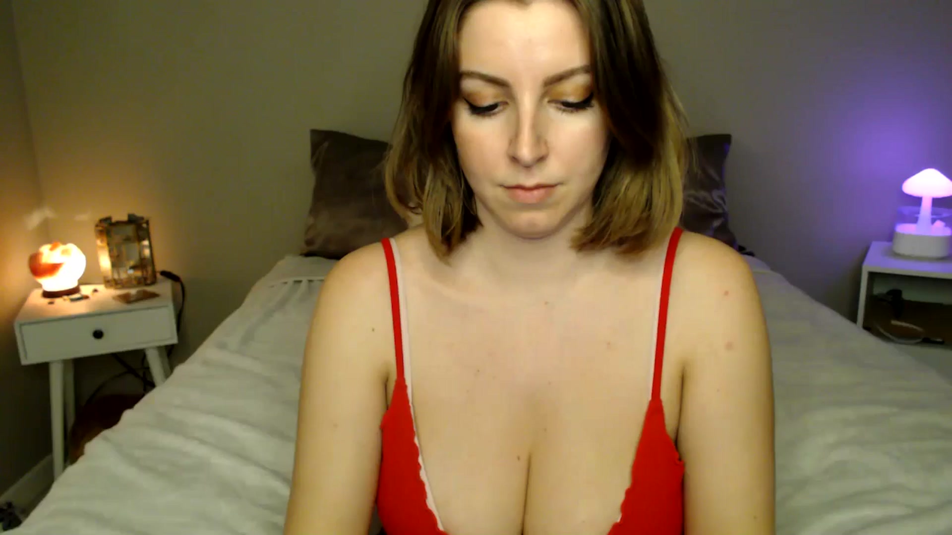 Gallery image thumbnail from MyaDelaney's myfreecams stream on, 12/22/2024, 08:02 image 1 of 20