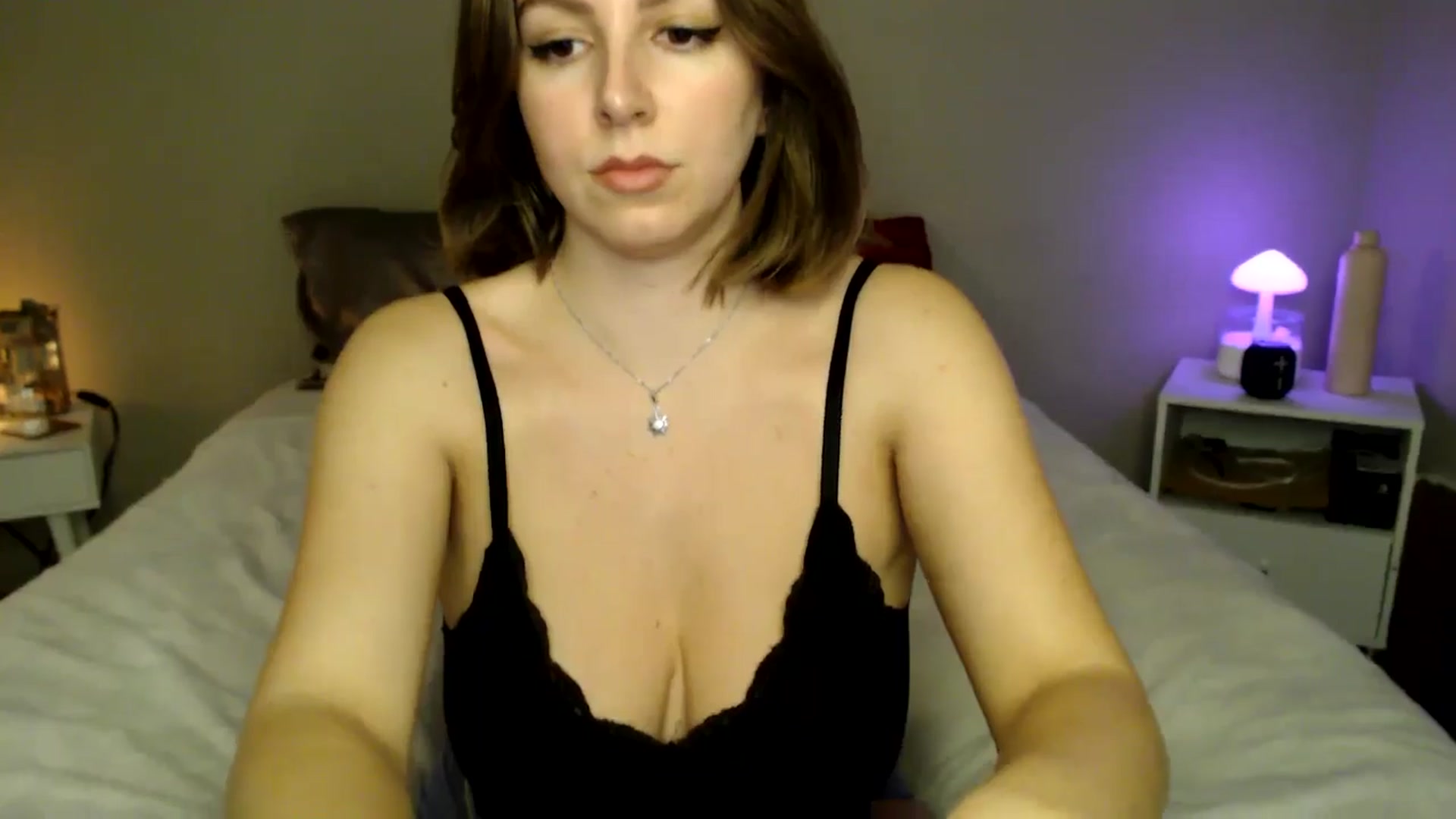 Gallery image thumbnail from MyaDelaney's myfreecams stream on, 12/27/2024, 07:34 image 14 of 20