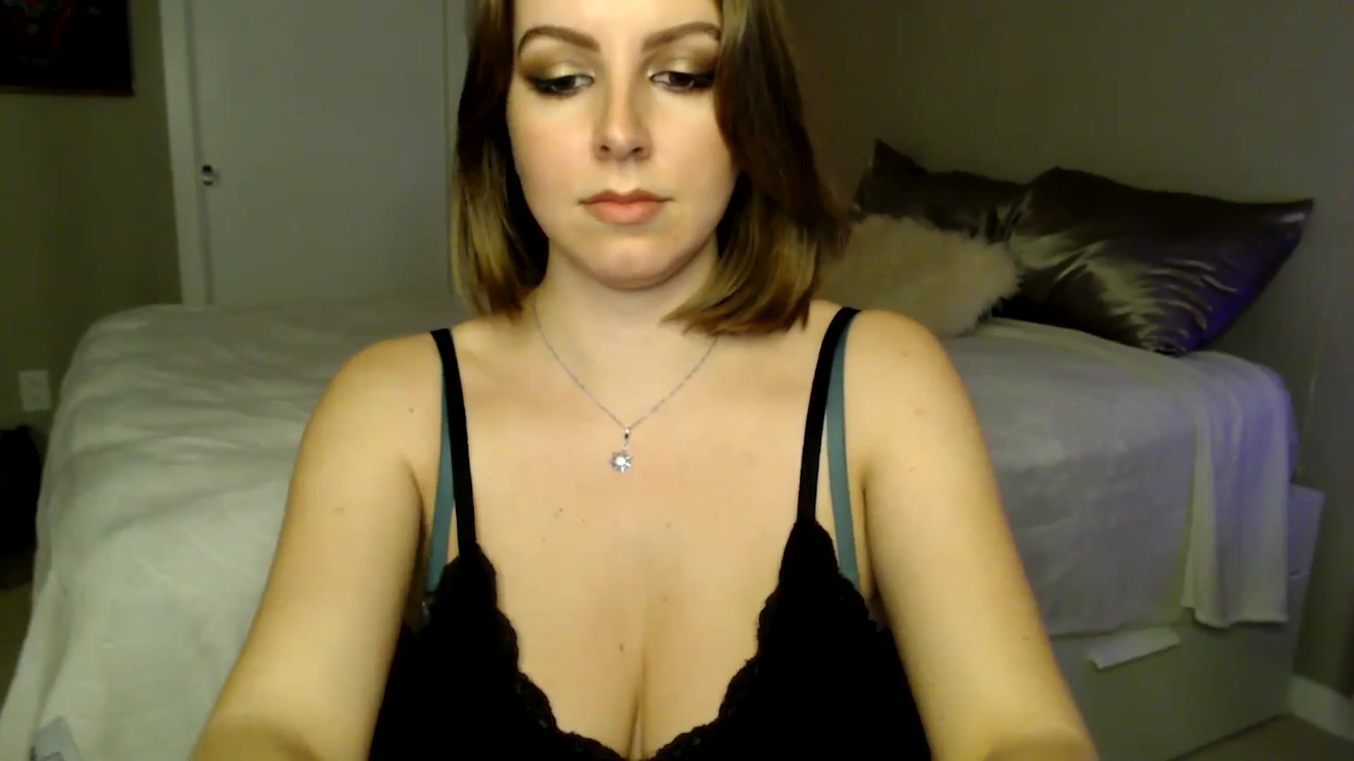 Gallery image thumbnail from MyaDelaney's myfreecams stream on, 12/29/2024, 06:46 image 5 of 20