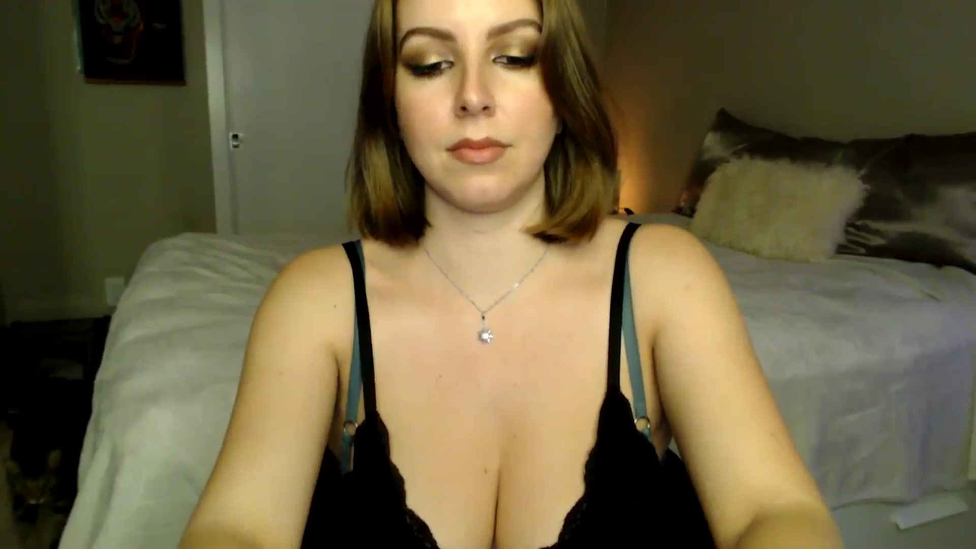 Gallery image thumbnail from MyaDelaney's myfreecams stream on, 12/29/2024, 07:57 image 14 of 20