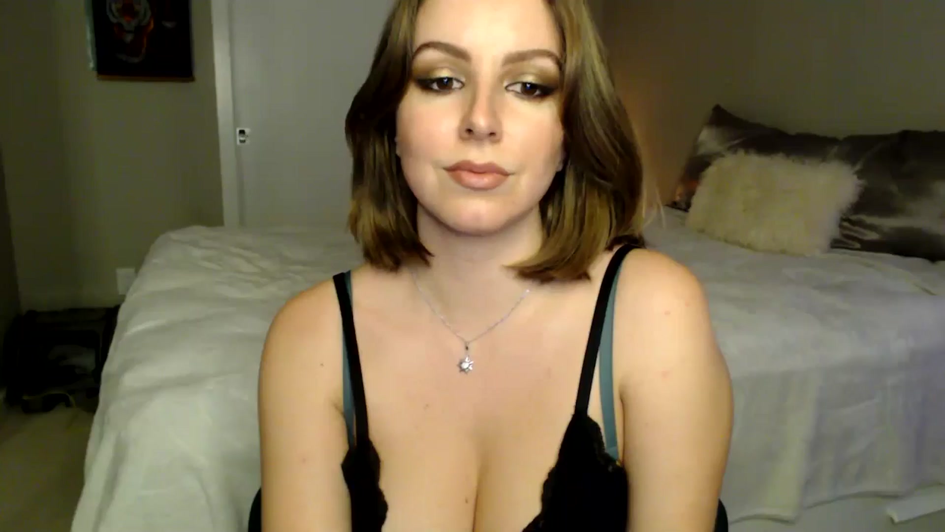 Gallery image thumbnail from MyaDelaney's myfreecams stream on, 12/29/2024, 07:57 image 1 of 20