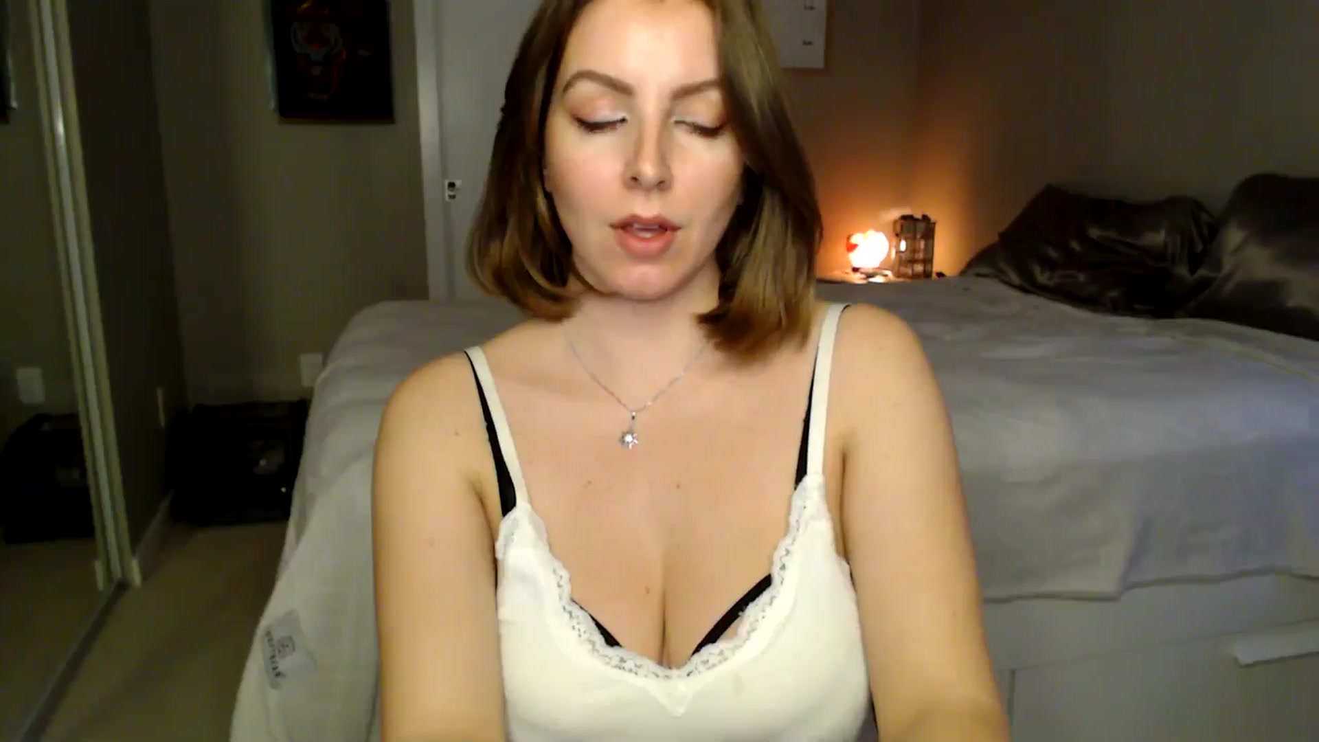 Gallery image thumbnail from MyaDelaney's myfreecams stream on, 01/13/2025, 08:01 image 3 of 20