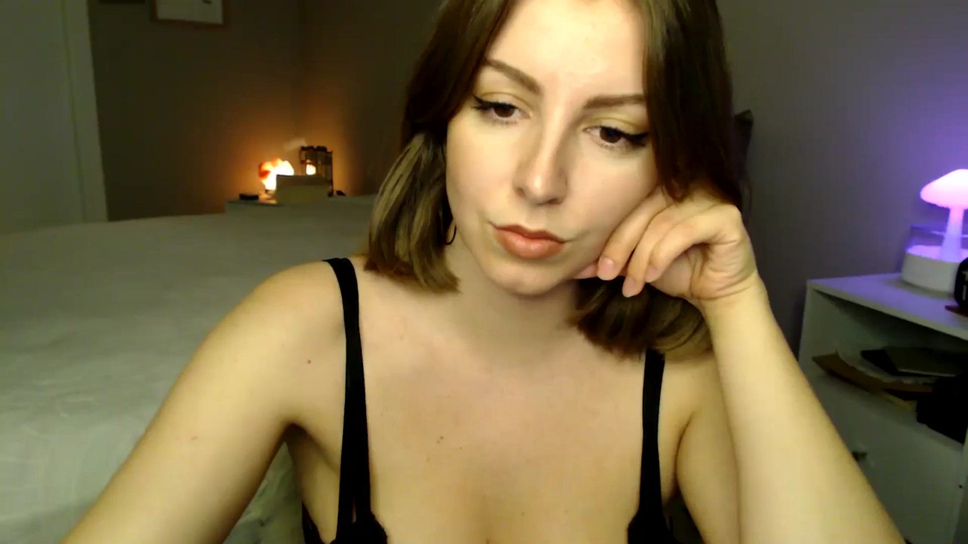 Gallery image thumbnail from MyaDelaney's myfreecams stream on, 01/24/2025, 07:46 image 9 of 20