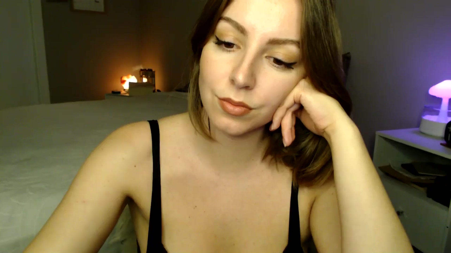 Gallery image thumbnail from MyaDelaney's myfreecams stream on, 01/24/2025, 07:46 image 14 of 20