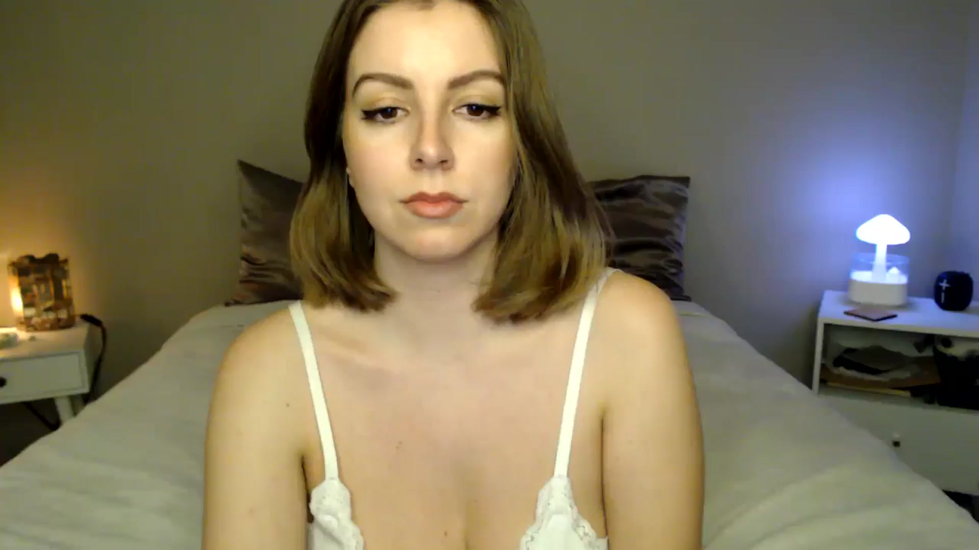 Gallery image thumbnail from MyaDelaney's myfreecams stream on, 01/26/2025, 08:28 image 3 of 20