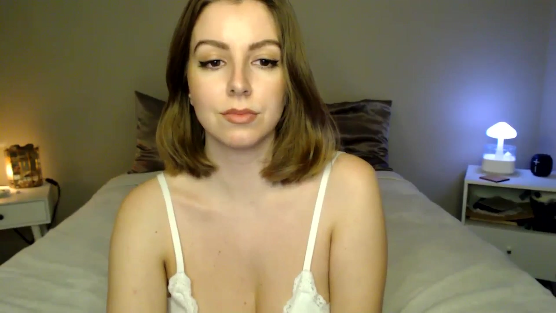 Gallery image thumbnail from MyaDelaney's myfreecams stream on, 01/26/2025, 08:28 image 4 of 20