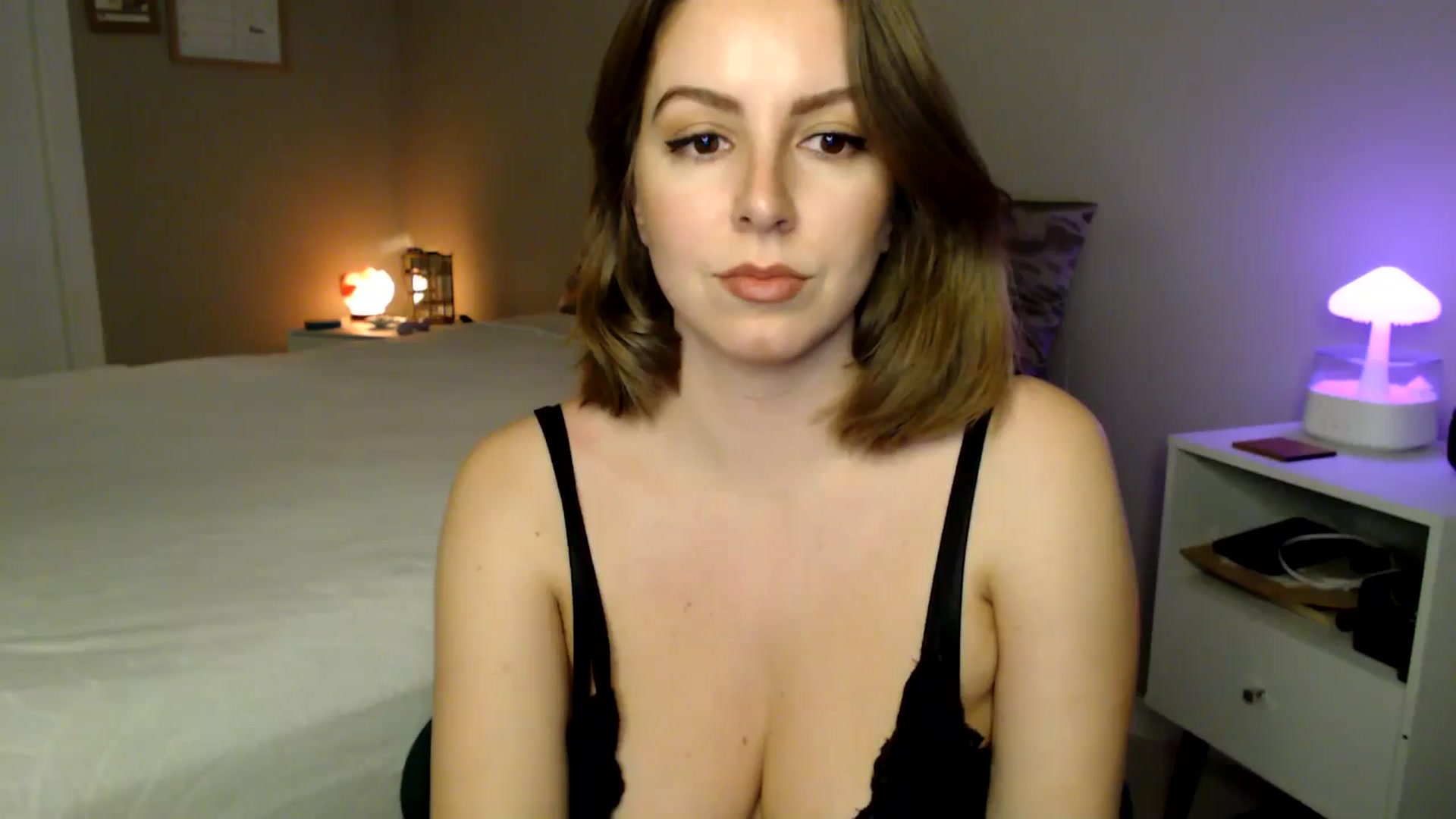 Gallery image thumbnail from MyaDelaney's myfreecams stream on, 01/28/2025, 04:41 image 1 of 20