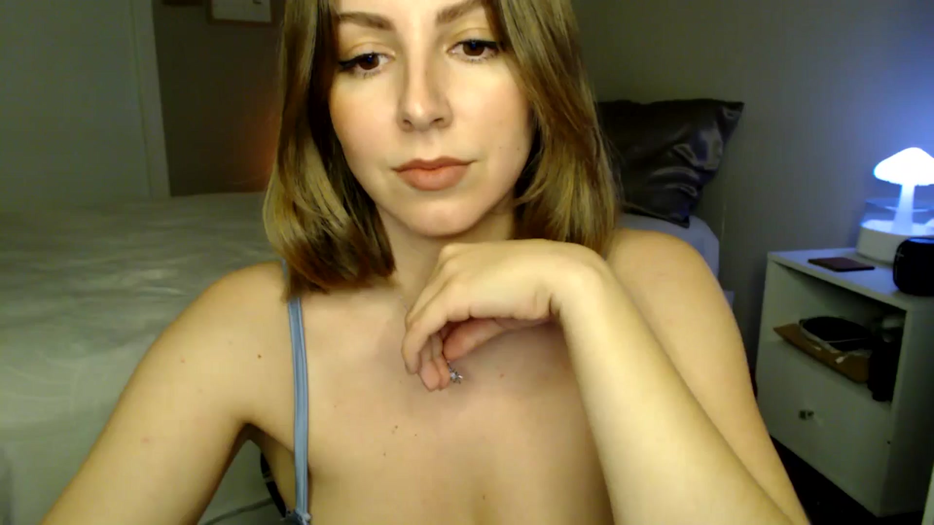 Gallery image thumbnail from MyaDelaney's myfreecams stream on, 01/31/2025, 05:04 image 17 of 20