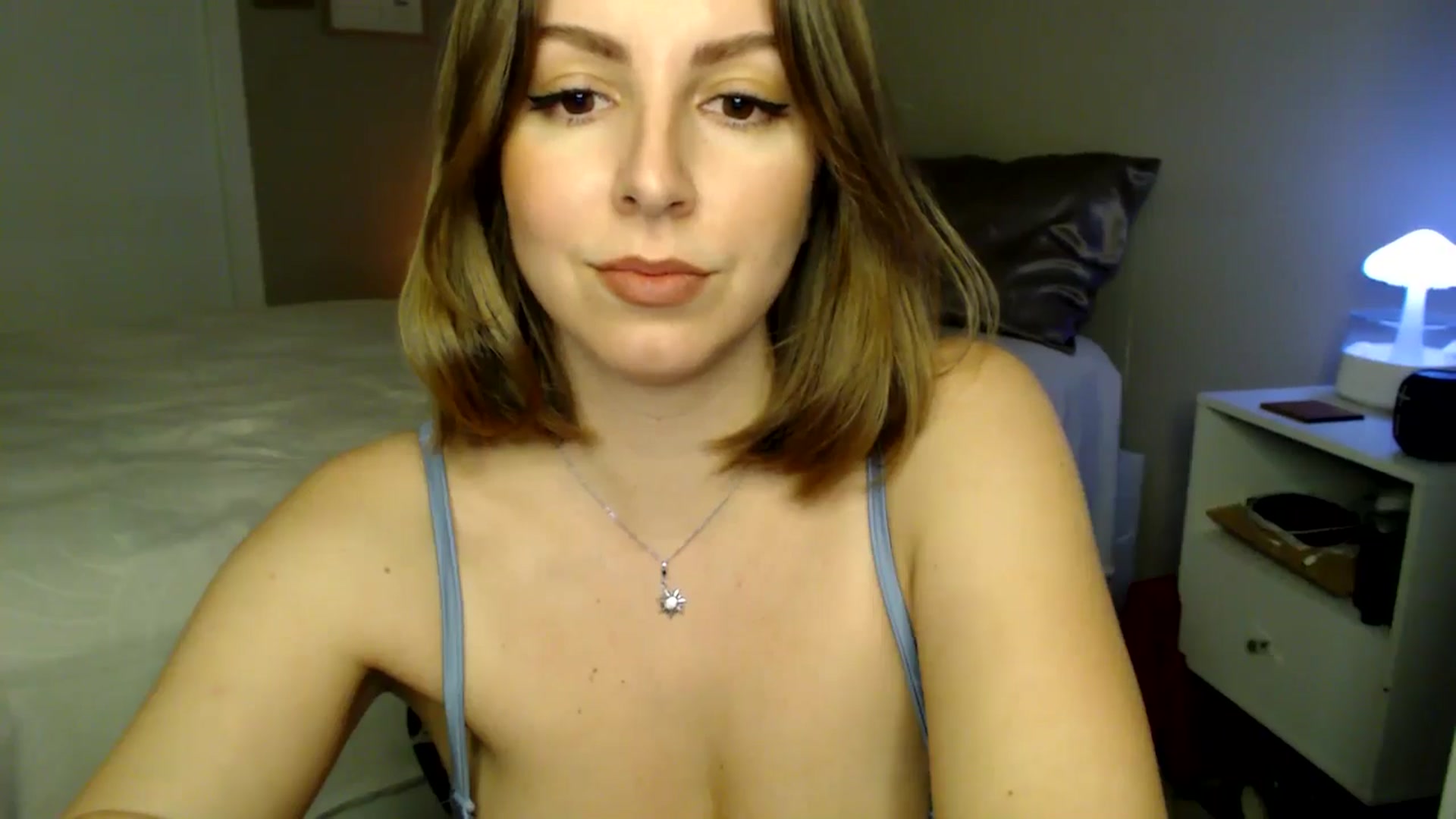 Gallery image thumbnail from MyaDelaney's myfreecams stream on, 01/31/2025, 05:04 image 10 of 20