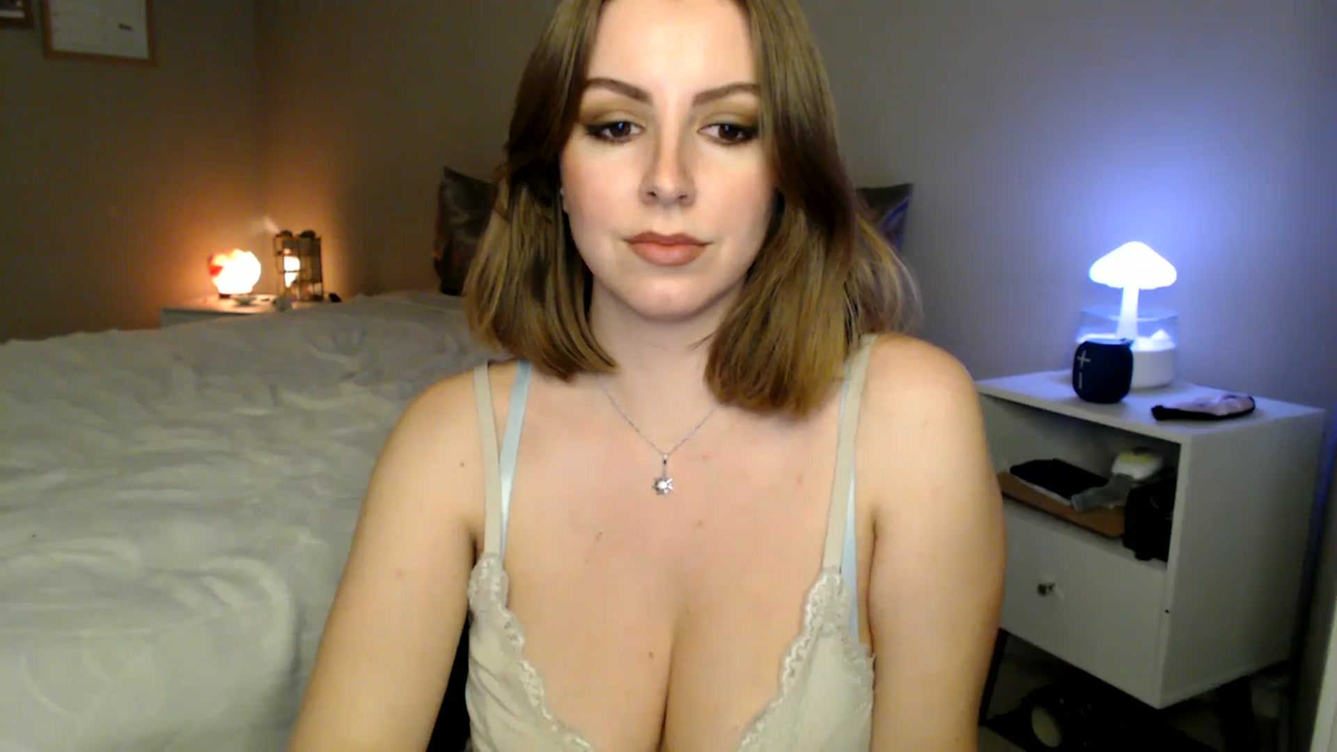Gallery image thumbnail from MyaDelaney's myfreecams stream on, 02/09/2025, 07:32 image 2 of 20