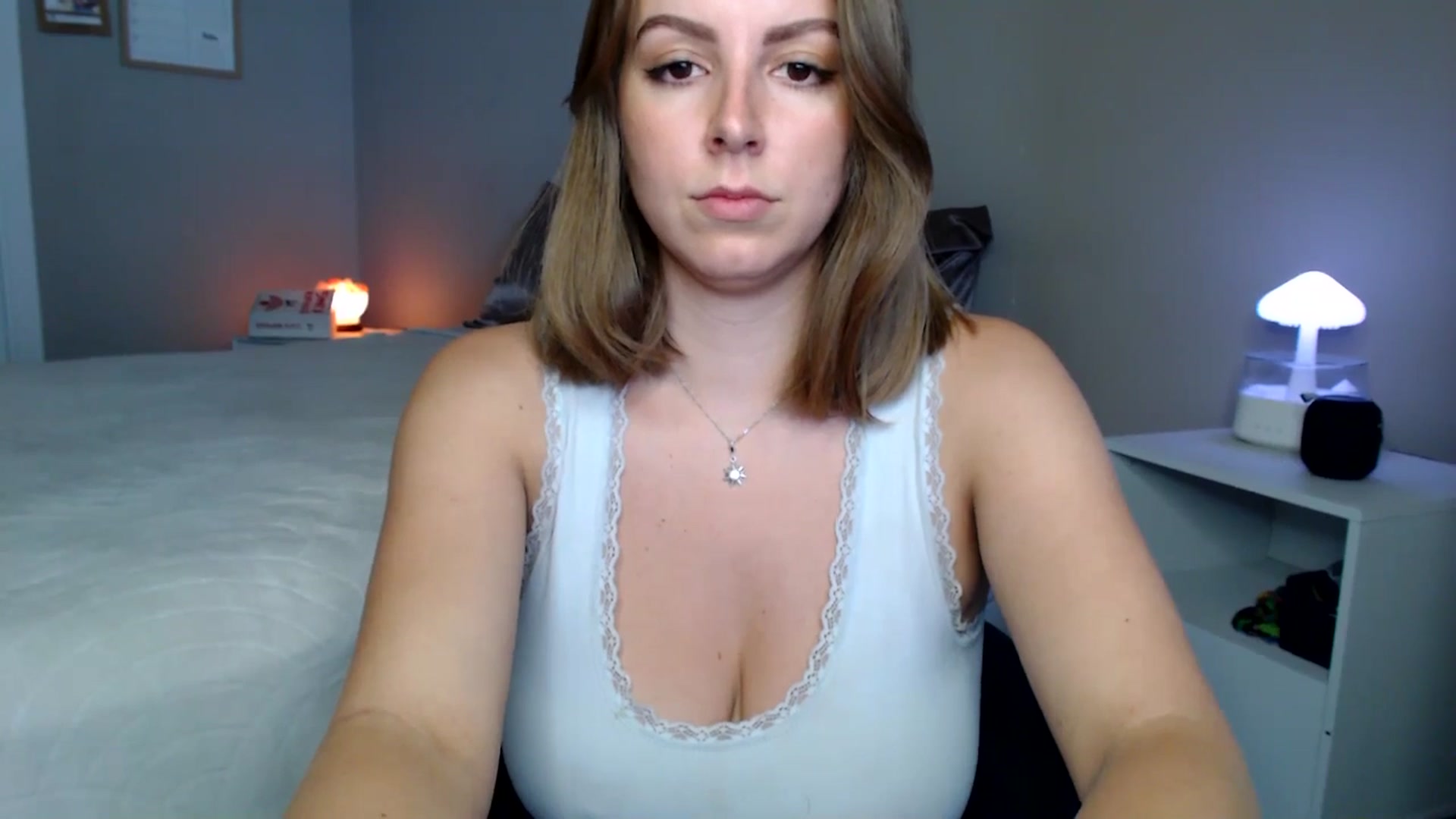 Gallery image thumbnail from MyaDelaney's myfreecams stream on, 03/28/2025, 19:37 image 11 of 20