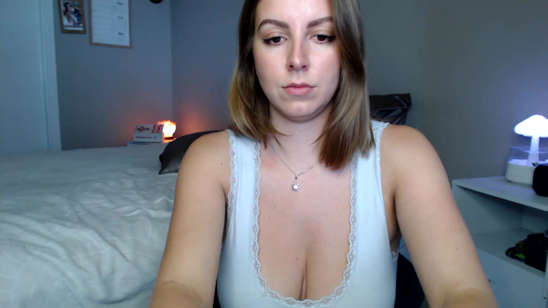 Gallery image thumbnail from MyaDelaney's myfreecams stream on, 03/28/2025, 20:10 image 16 of 20
