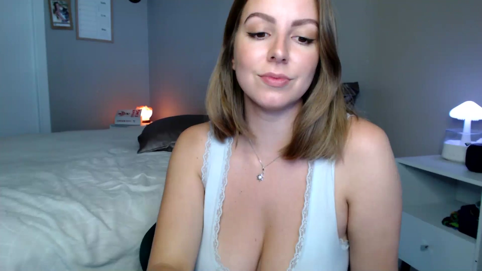 Gallery image thumbnail from MyaDelaney's myfreecams stream on, 03/28/2025, 20:10 image 11 of 20
