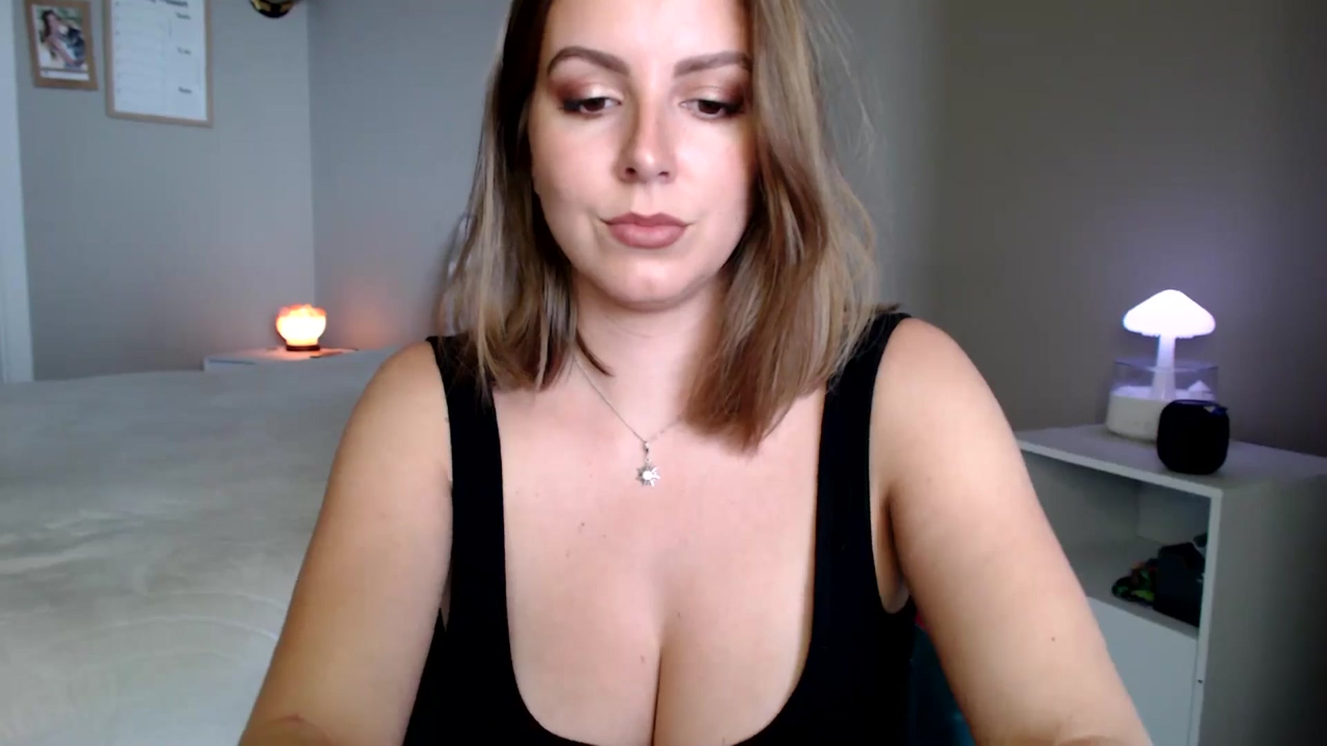Gallery image thumbnail from MyaDelaney's myfreecams stream on, 03/29/2025, 20:55 image 10 of 20
