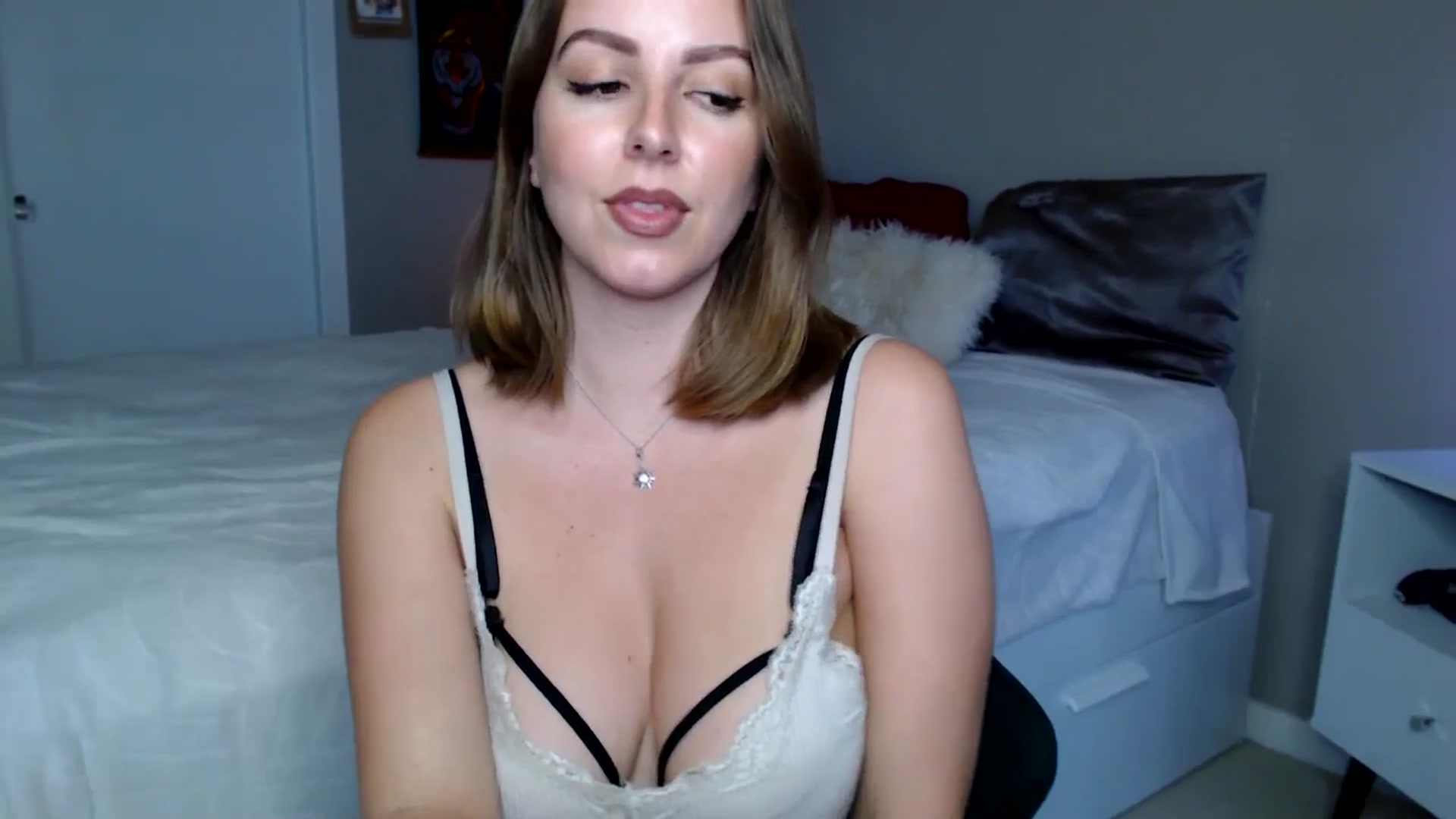 Gallery image thumbnail from MyaDelaney's myfreecams stream on, 04/11/2025, 03:19 image 4 of 20