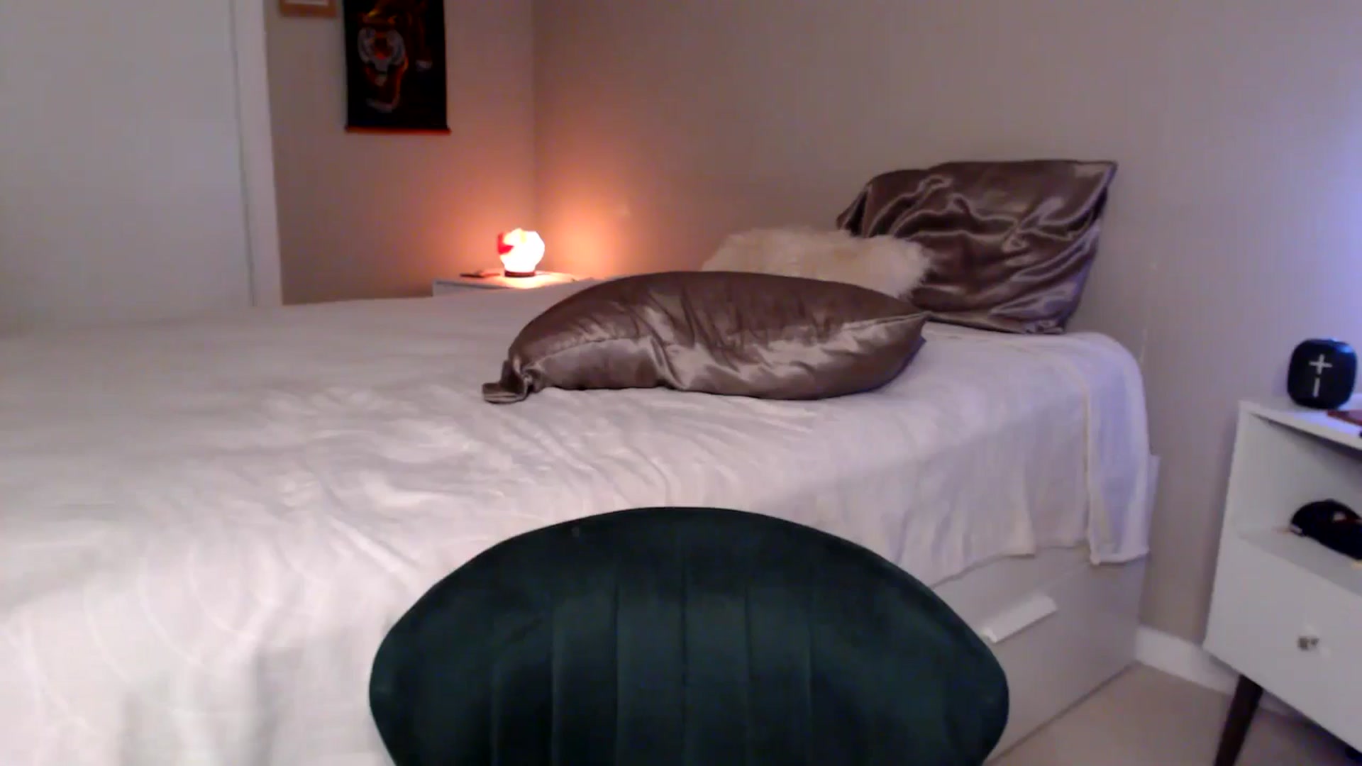 Gallery image thumbnail from MyaDelaney's myfreecams stream on, 04/23/2025, 03:30 image 2 of 20