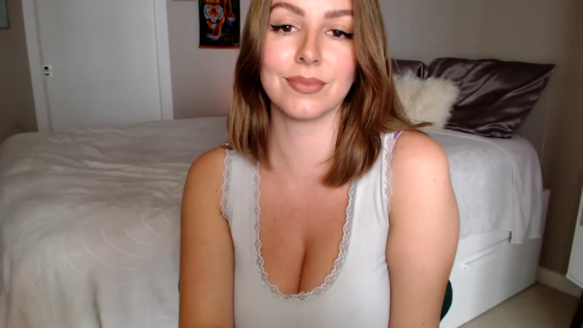 Gallery image thumbnail from MyaDelaney's myfreecams stream on, 04/28/2025, 20:56 image 3 of 20