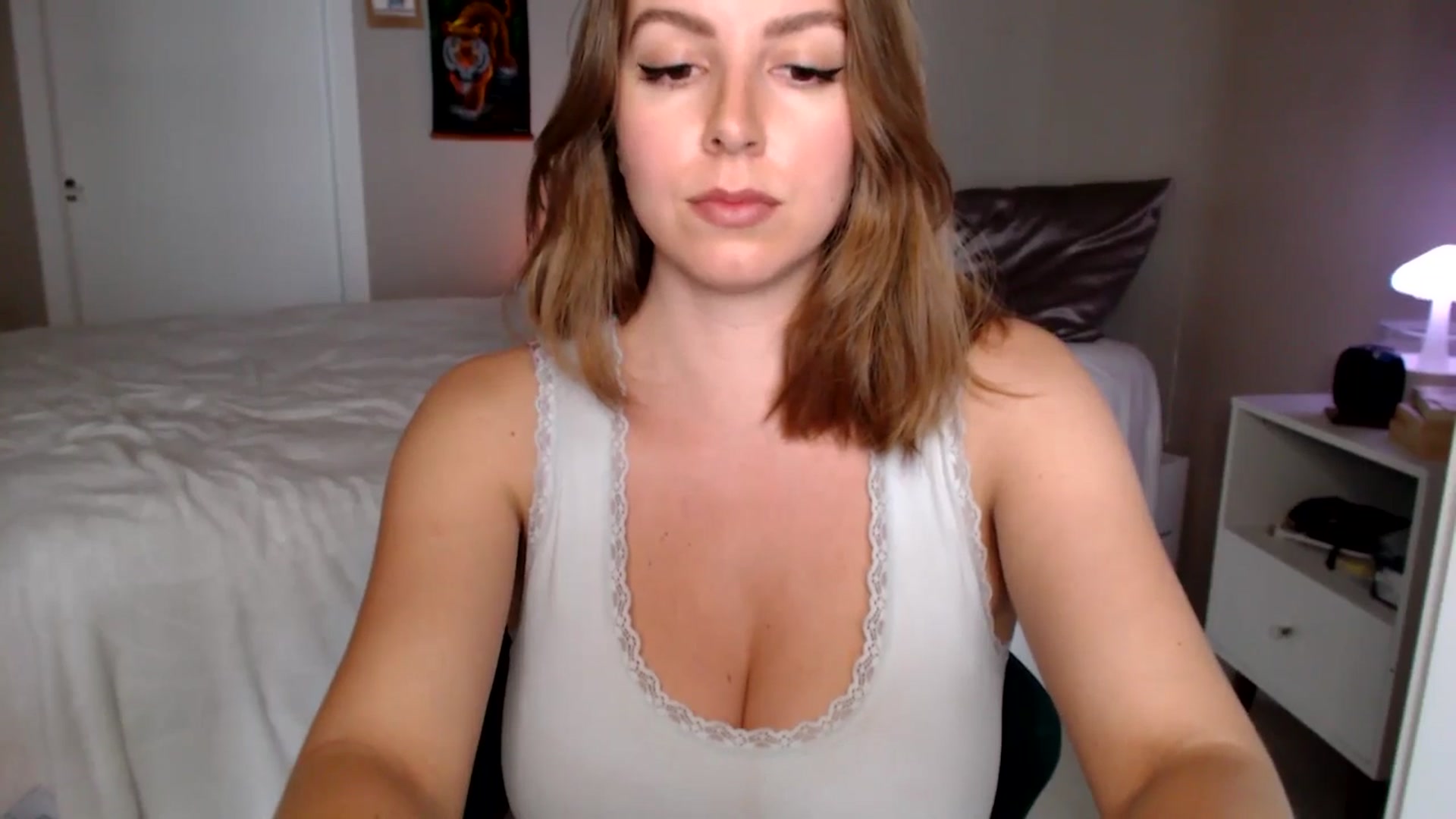 Gallery image thumbnail from MyaDelaney's myfreecams stream on, 04/28/2025, 21:42 image 16 of 20