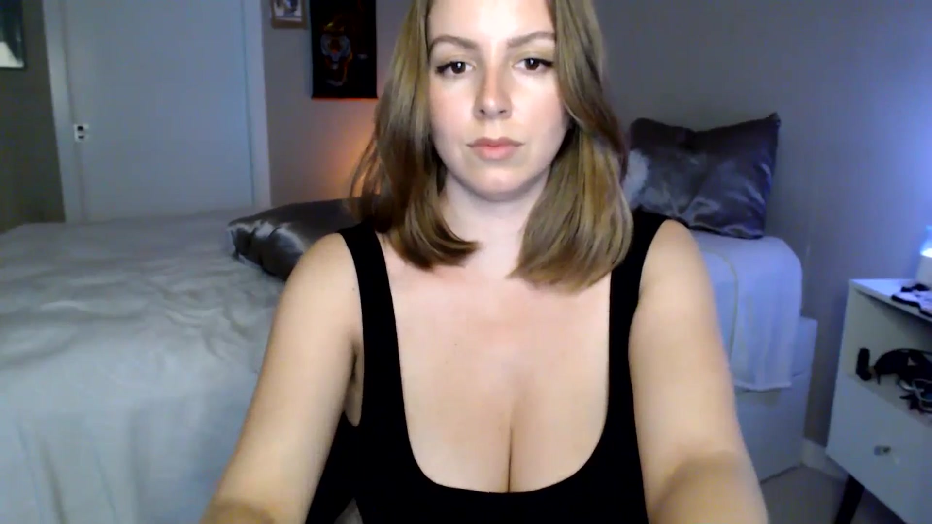 Gallery image thumbnail from MyaDelaney's myfreecams stream on, 05/17/2025, 03:23 image 8 of 20