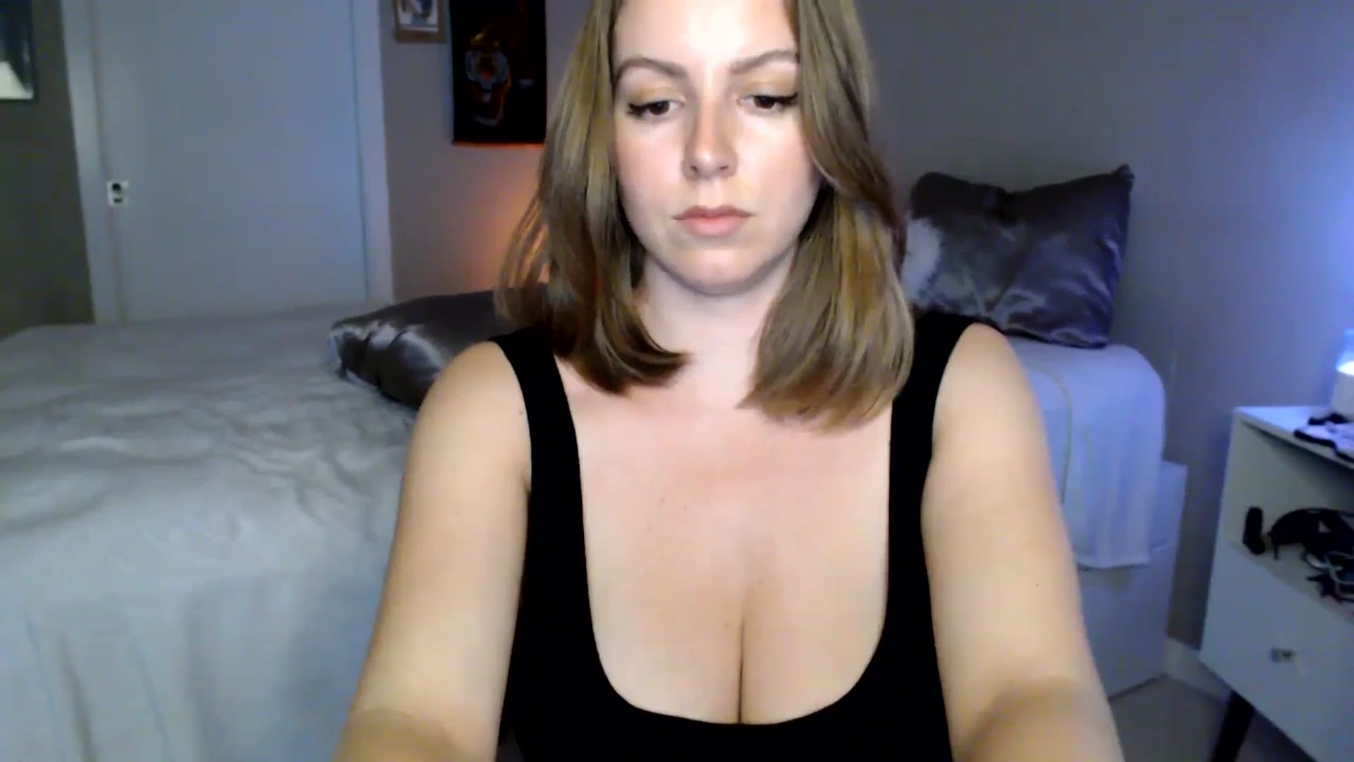 Gallery image thumbnail from MyaDelaney's myfreecams stream on, 05/17/2025, 03:23 image 9 of 20
