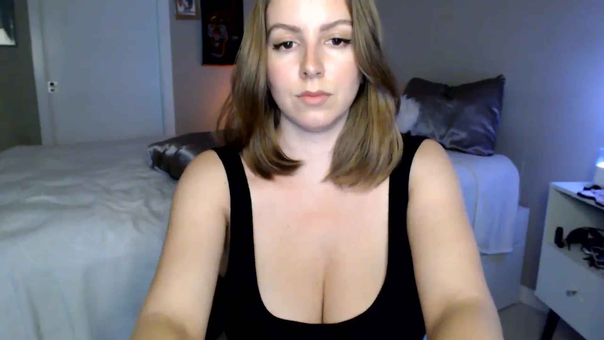 Gallery image thumbnail from MyaDelaney's myfreecams stream on, 05/17/2025, 03:23 image 7 of 20
