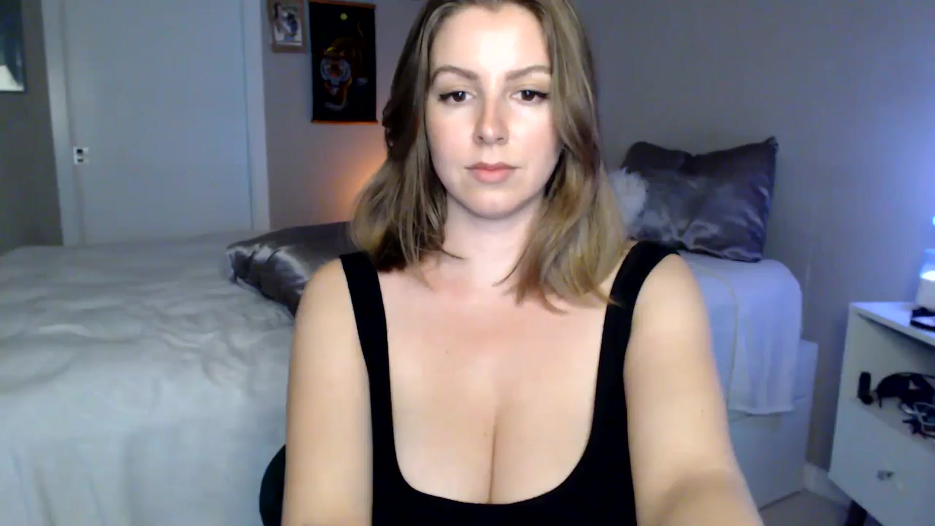 Gallery image thumbnail from MyaDelaney's myfreecams stream on, 05/17/2025, 03:23 image 1 of 20