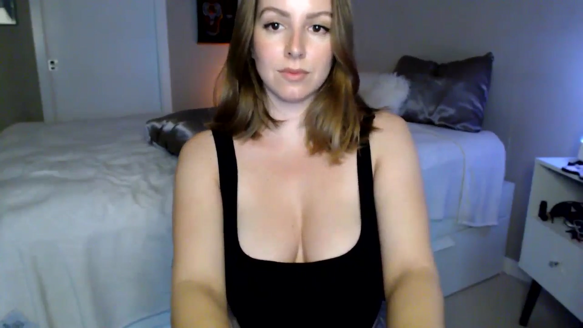 Gallery image thumbnail from MyaDelaney's myfreecams stream on, 05/17/2025, 03:23 image 12 of 20
