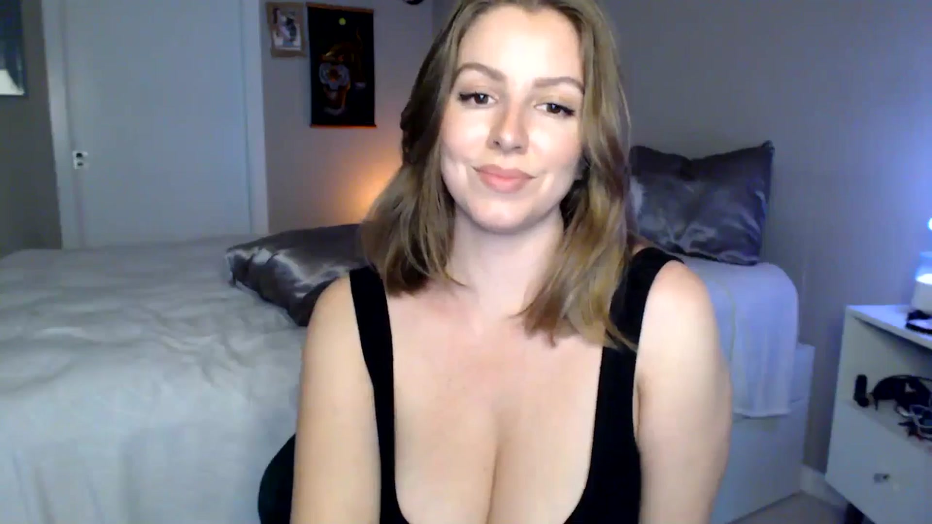 Gallery image thumbnail from MyaDelaney's myfreecams stream on, 05/17/2025, 03:23 image 2 of 20
