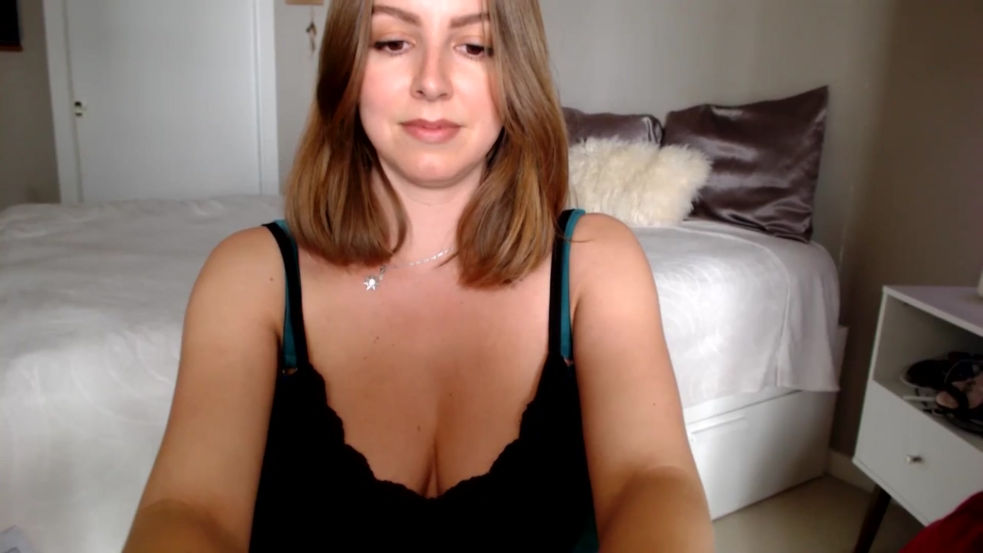 Gallery image thumbnail from MyaDelaney's myfreecams stream on, 05/21/2025, 22:59 image 6 of 20